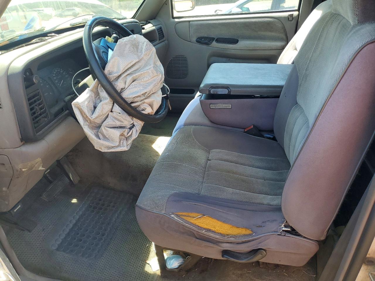 1996 Dodge Ram 1500 Two Tone vin: 1B7HC16Y7TS598075