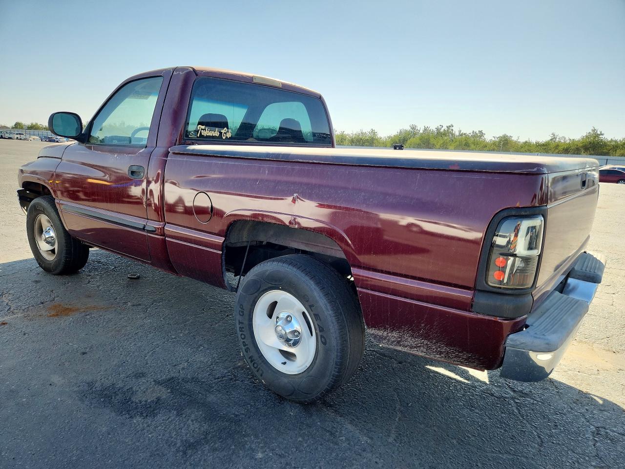 2001 Dodge Ram 1500 Maroon vin: 1B7HC16Y91S198418