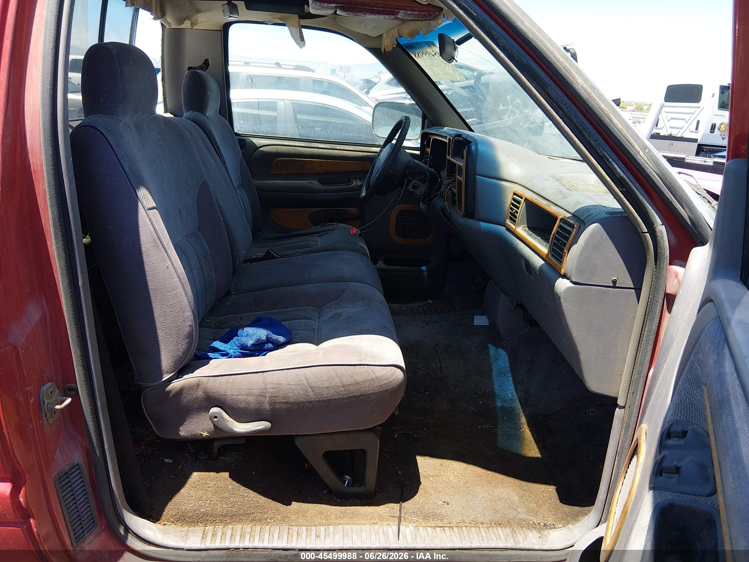 1996 Dodge Ram 1500   Red vin: 1B7HC16Z0TJ121972
