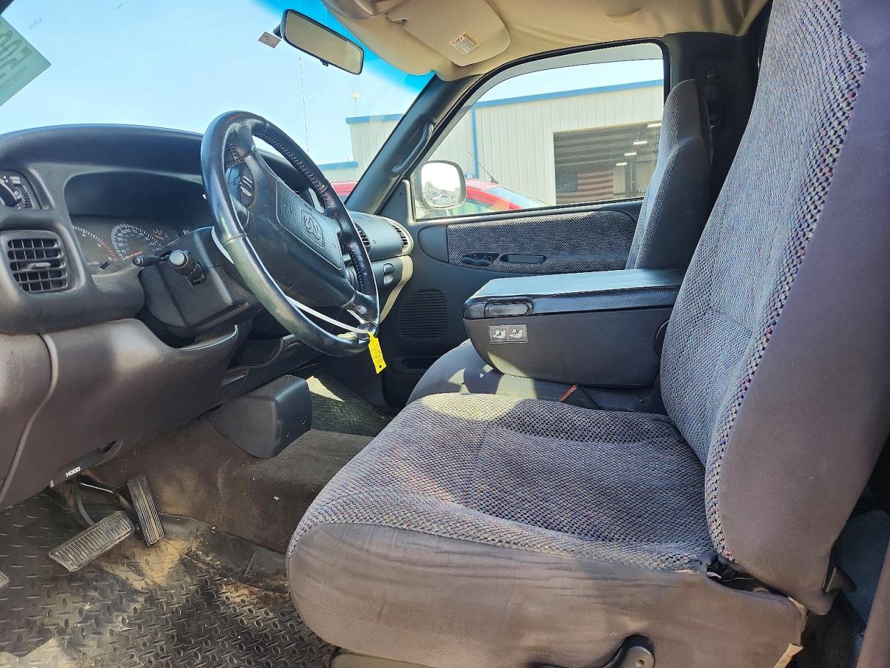 2001 Dodge Ram 1500 Синий vin: 1B7HC16Z11S340818