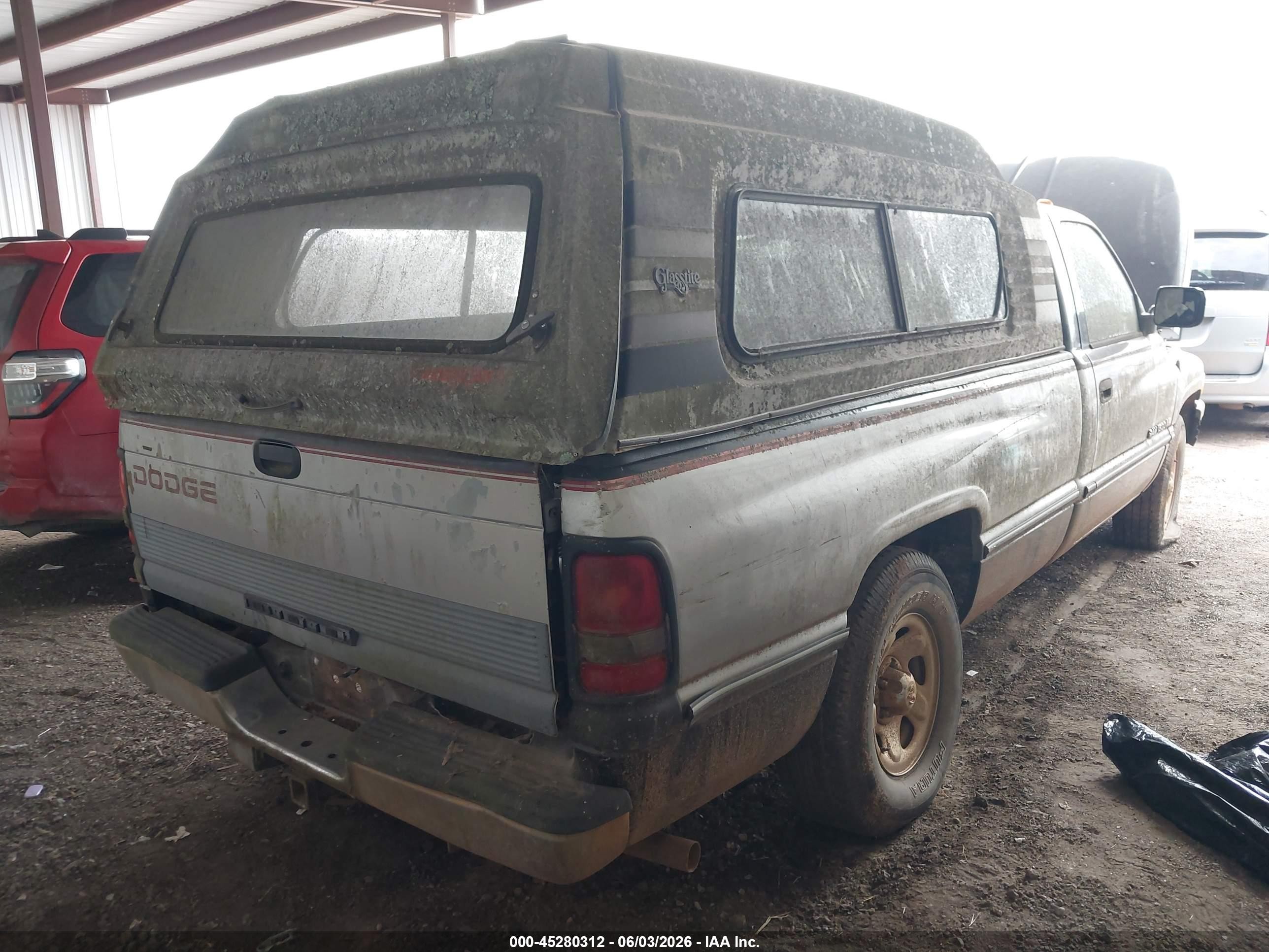 1995 Dodge Ram 1500   Черный vin: 1B7HC16Z4SS258499