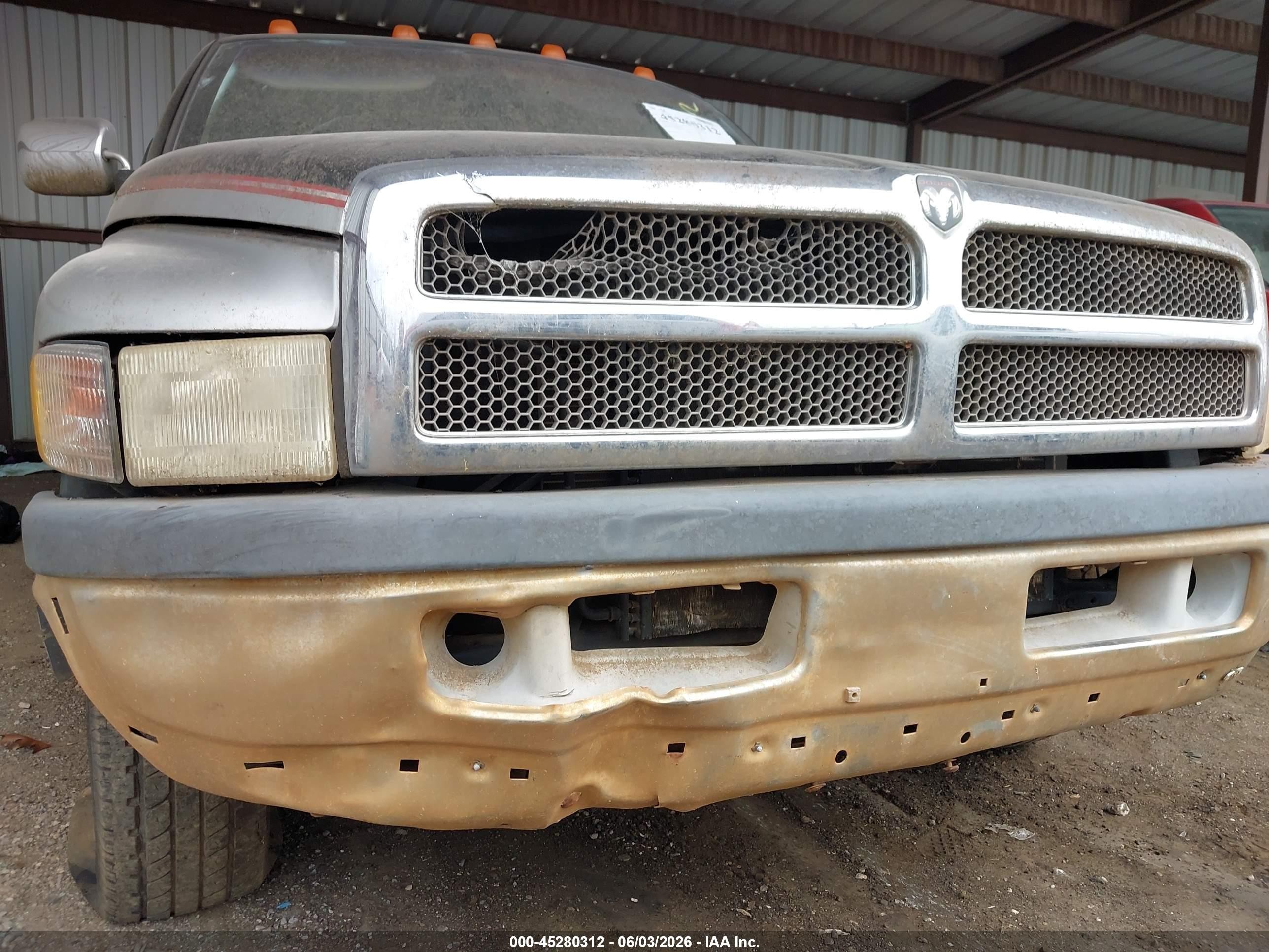 1995 Dodge Ram 1500   Черный vin: 1B7HC16Z4SS258499