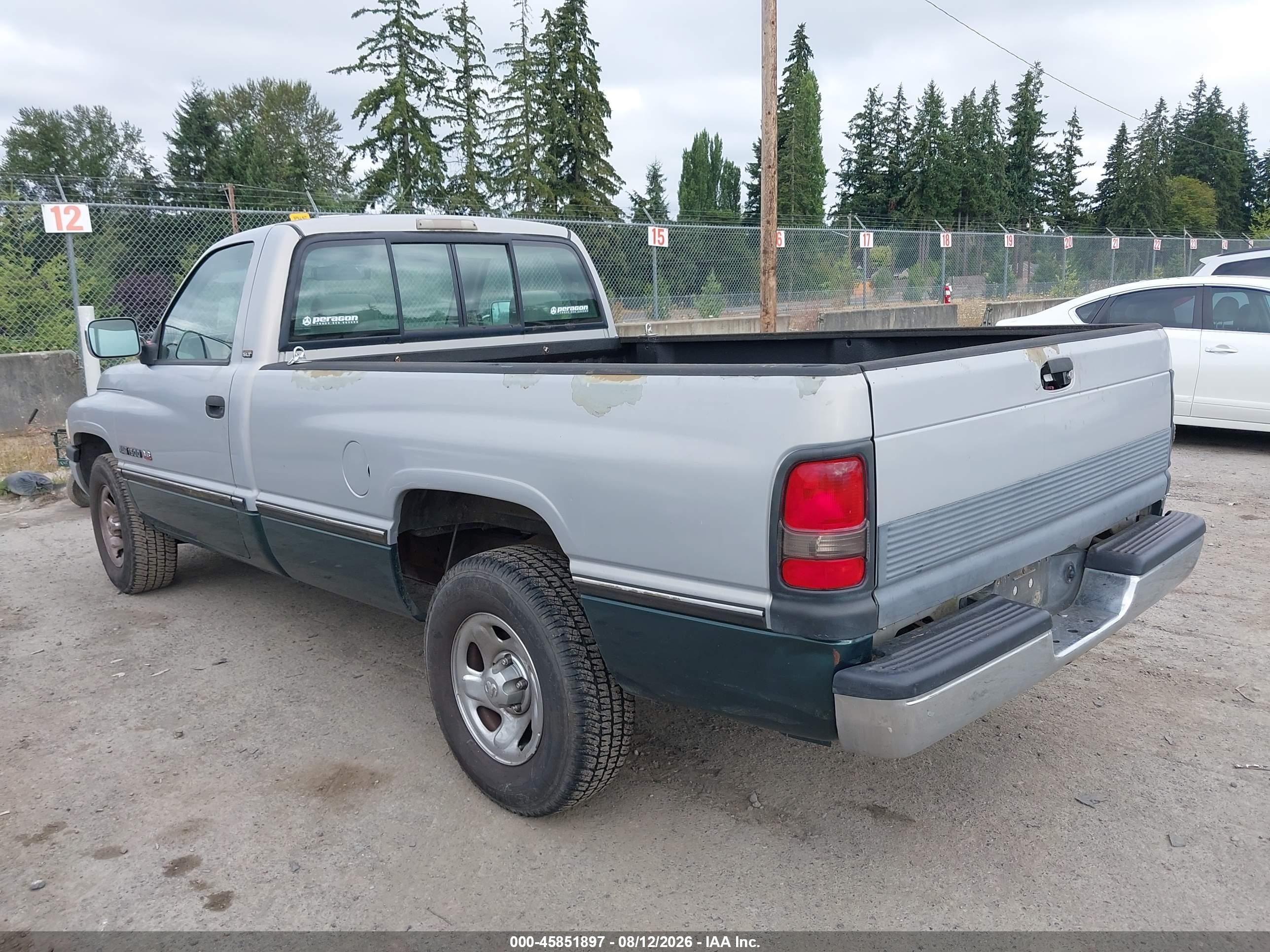 1995 Dodge Ram 1500   Silver vin: 1B7HC16Z5SS134967