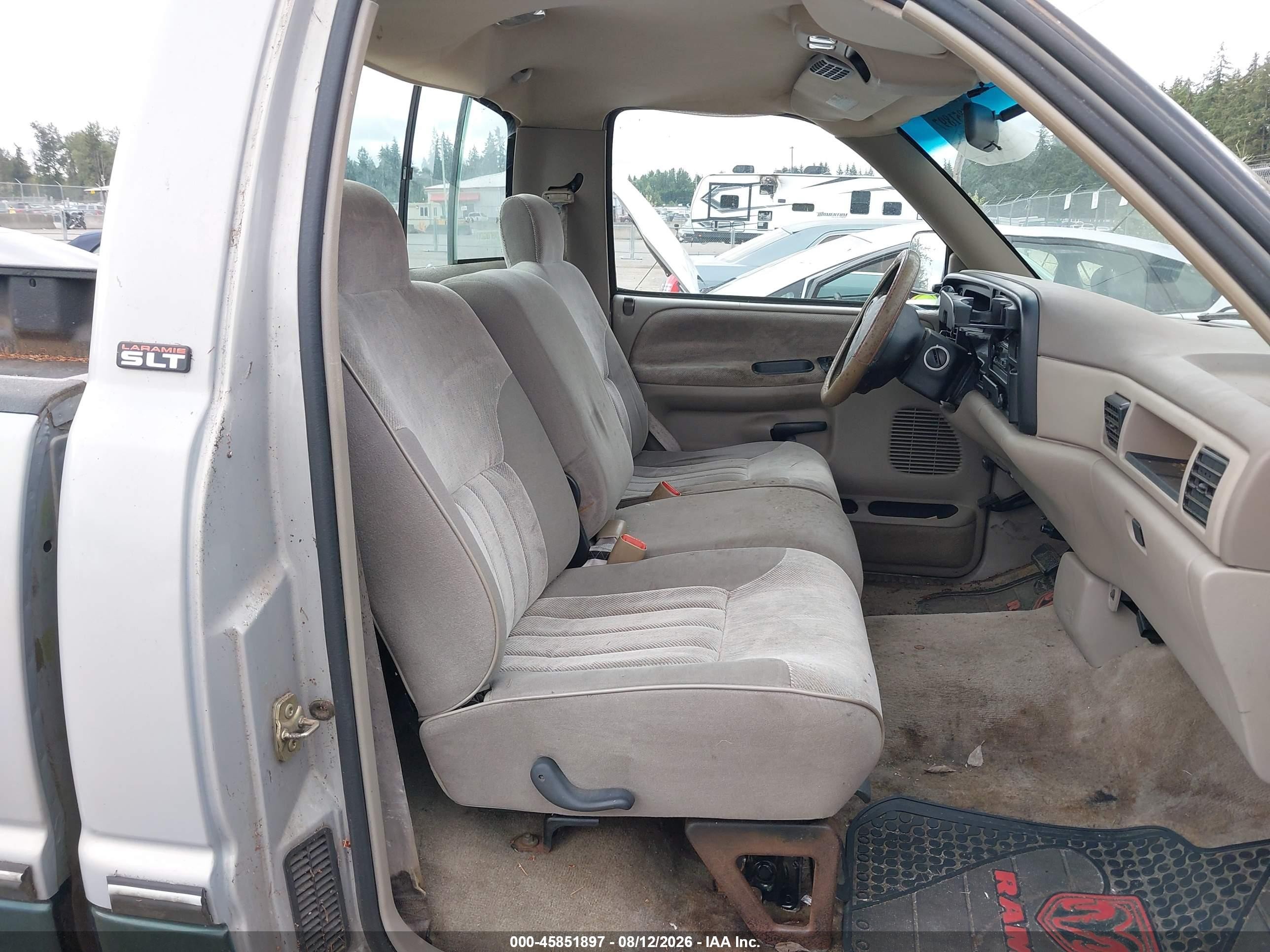 1995 Dodge Ram 1500   Silver vin: 1B7HC16Z5SS134967