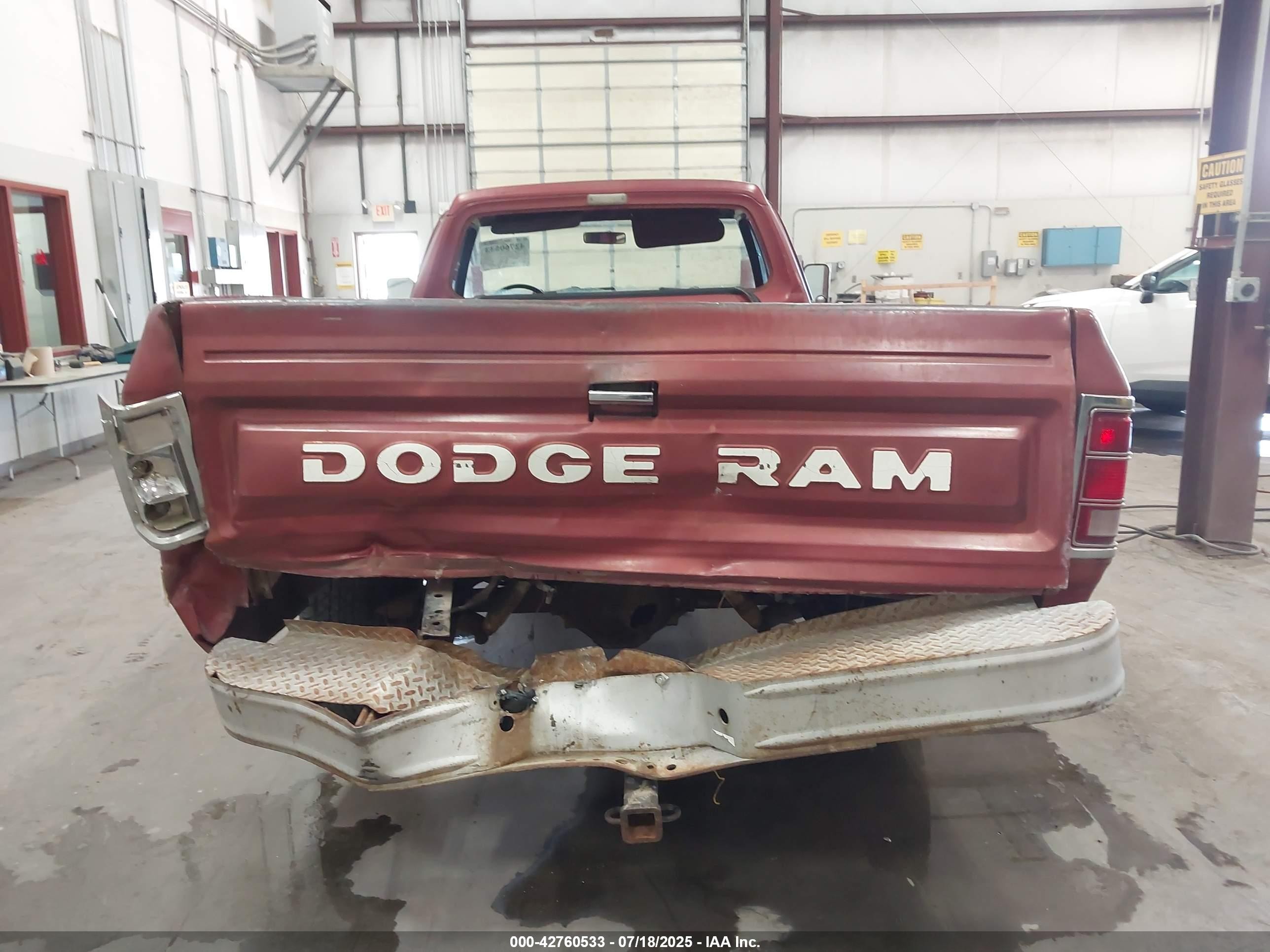 1986 Dodge D-series D150 Maroon vin: 1B7HD14T6GS082610