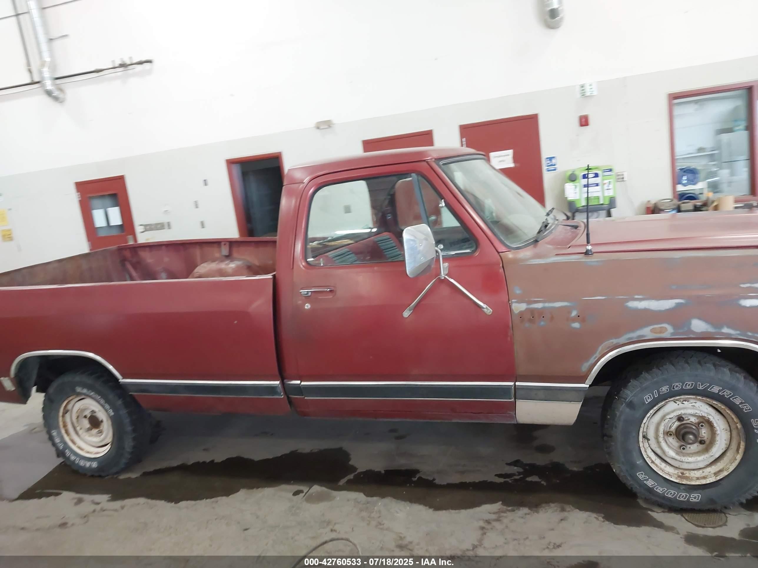 1986 Dodge D-series D150 Maroon vin: 1B7HD14T6GS082610