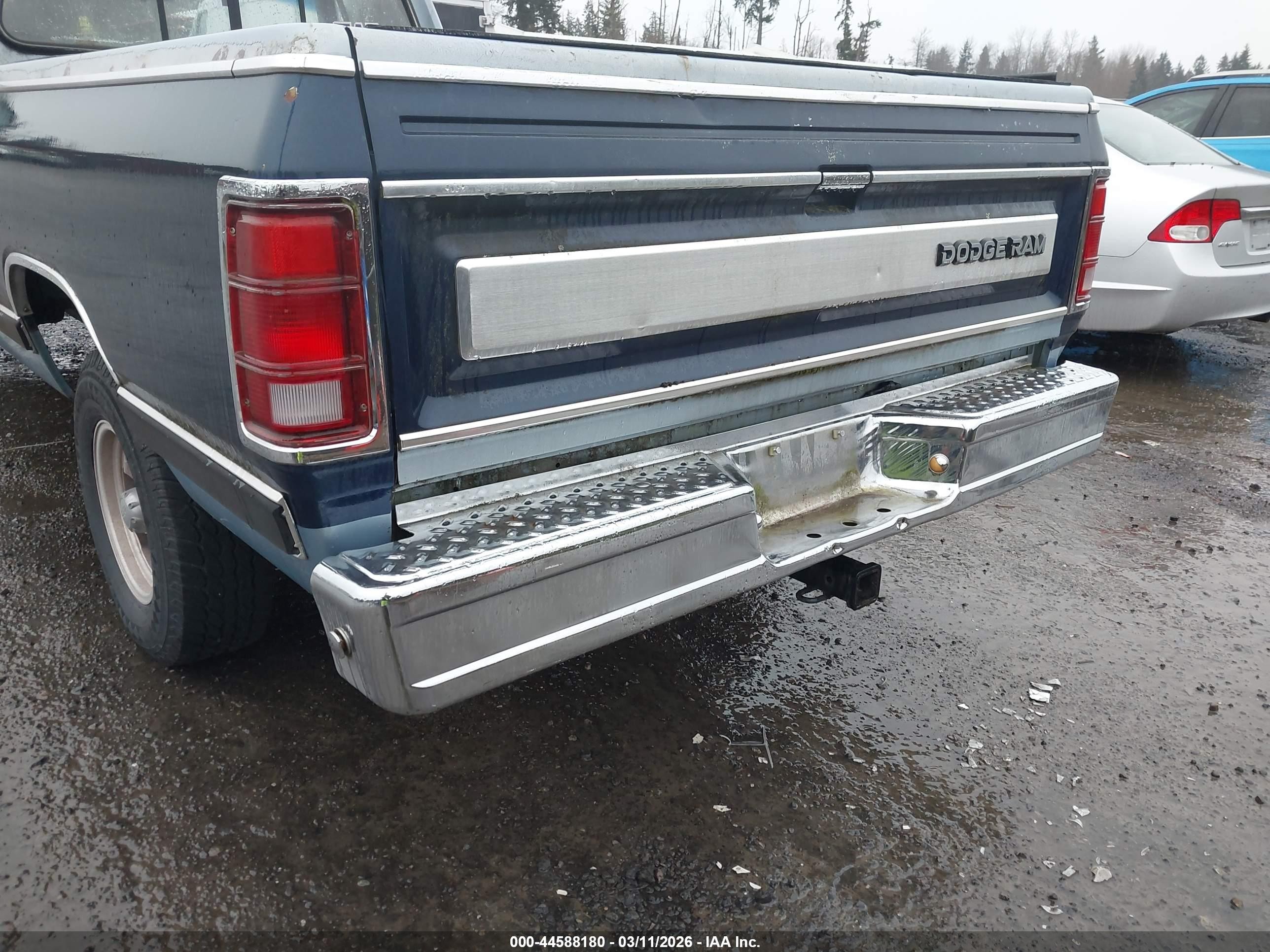 1986 Dodge D-series D150 Blue vin: 1B7HD14W3GS039790