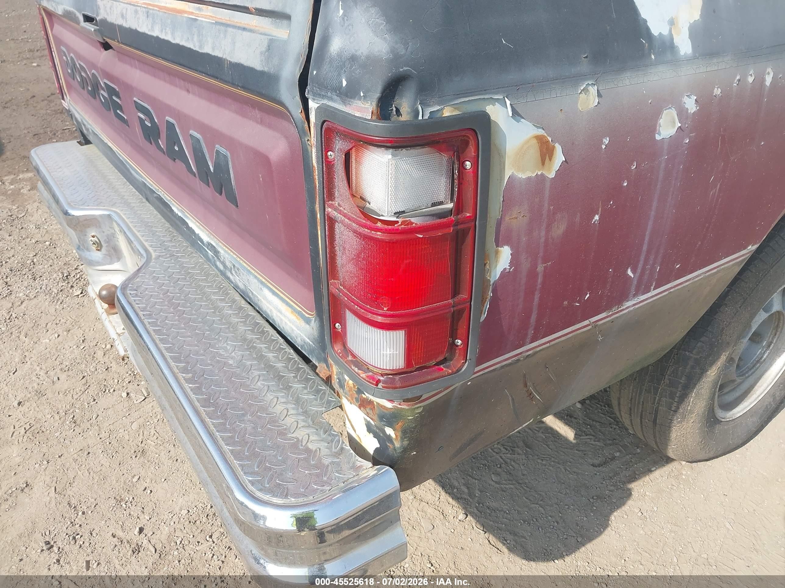 1991 Dodge D-series D150 Black vin: 1B7HE16Y8MS355340