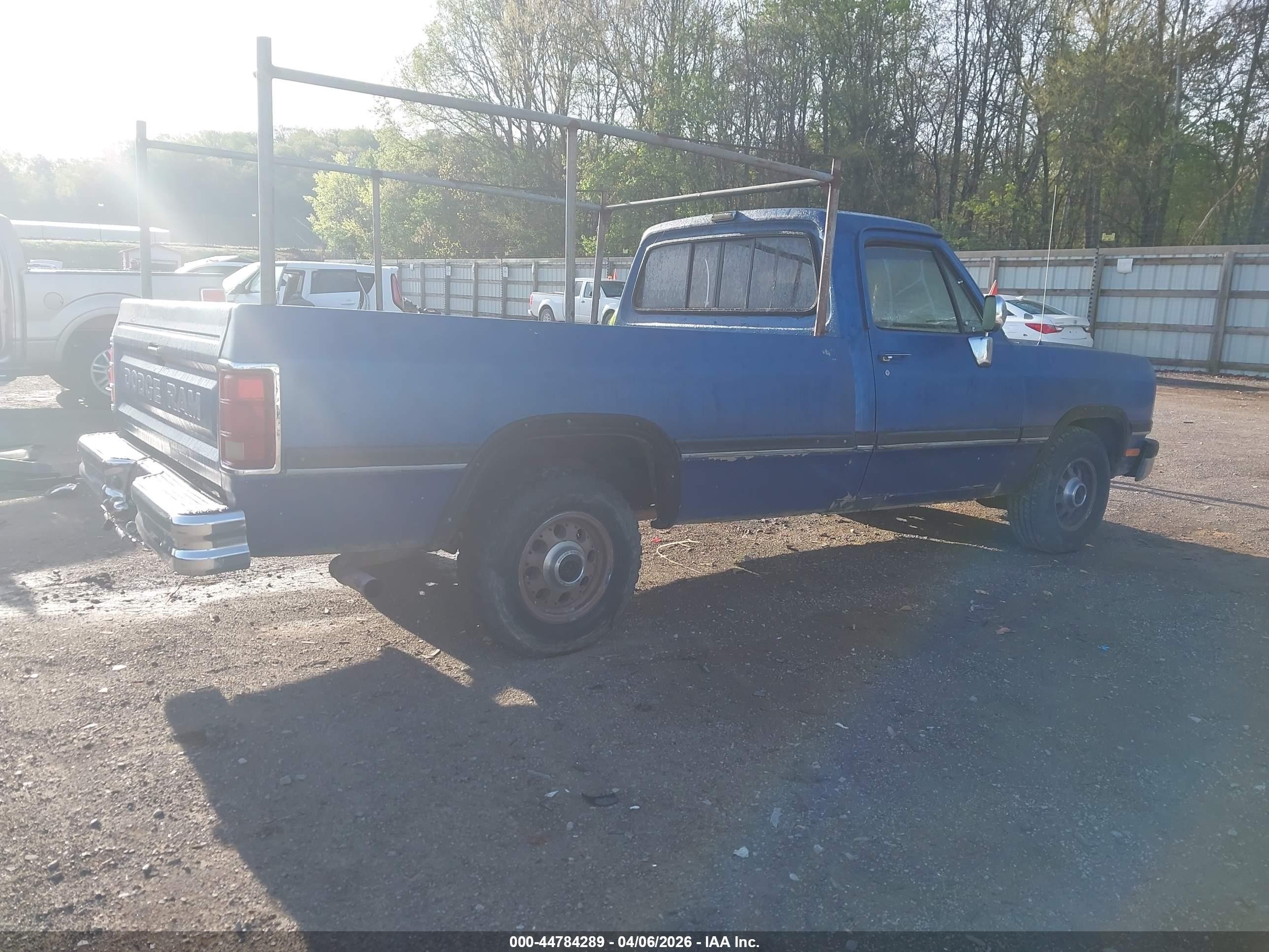 1993 Dodge D-series D150 Blue vin: 1B7HE16YXPS114142