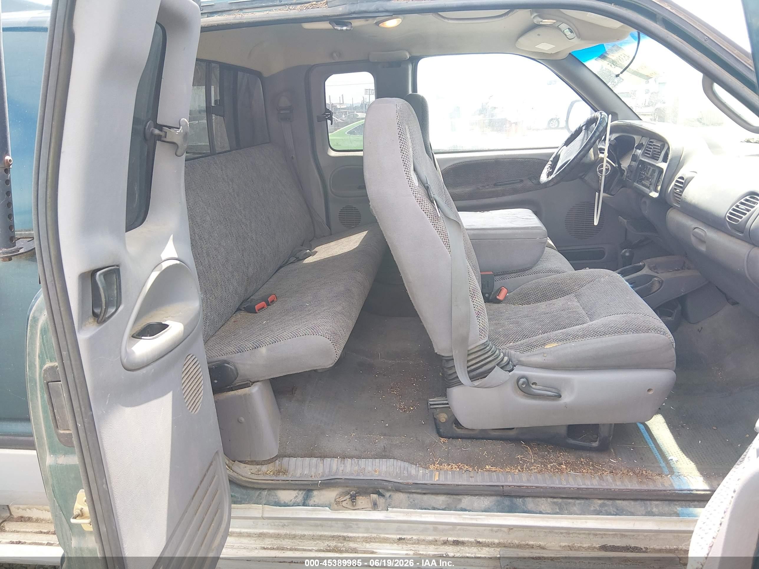 1998 Dodge Ram 1500 St Green vin: 1B7HF13Y0WJ104452