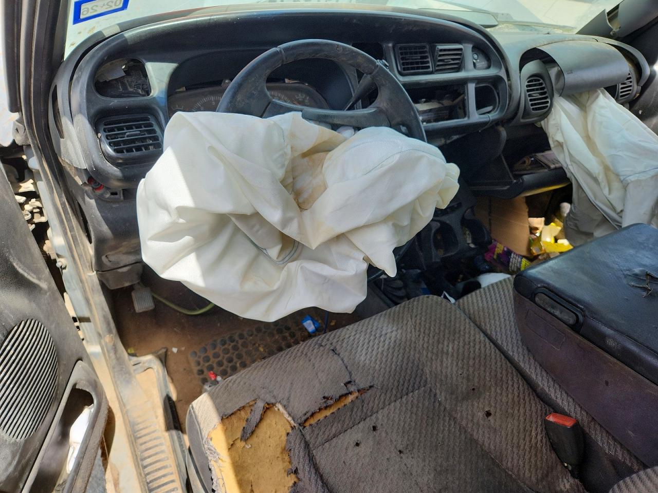 2001 Dodge Ram 1500 Серый vin: 1B7HF13Y61J281337