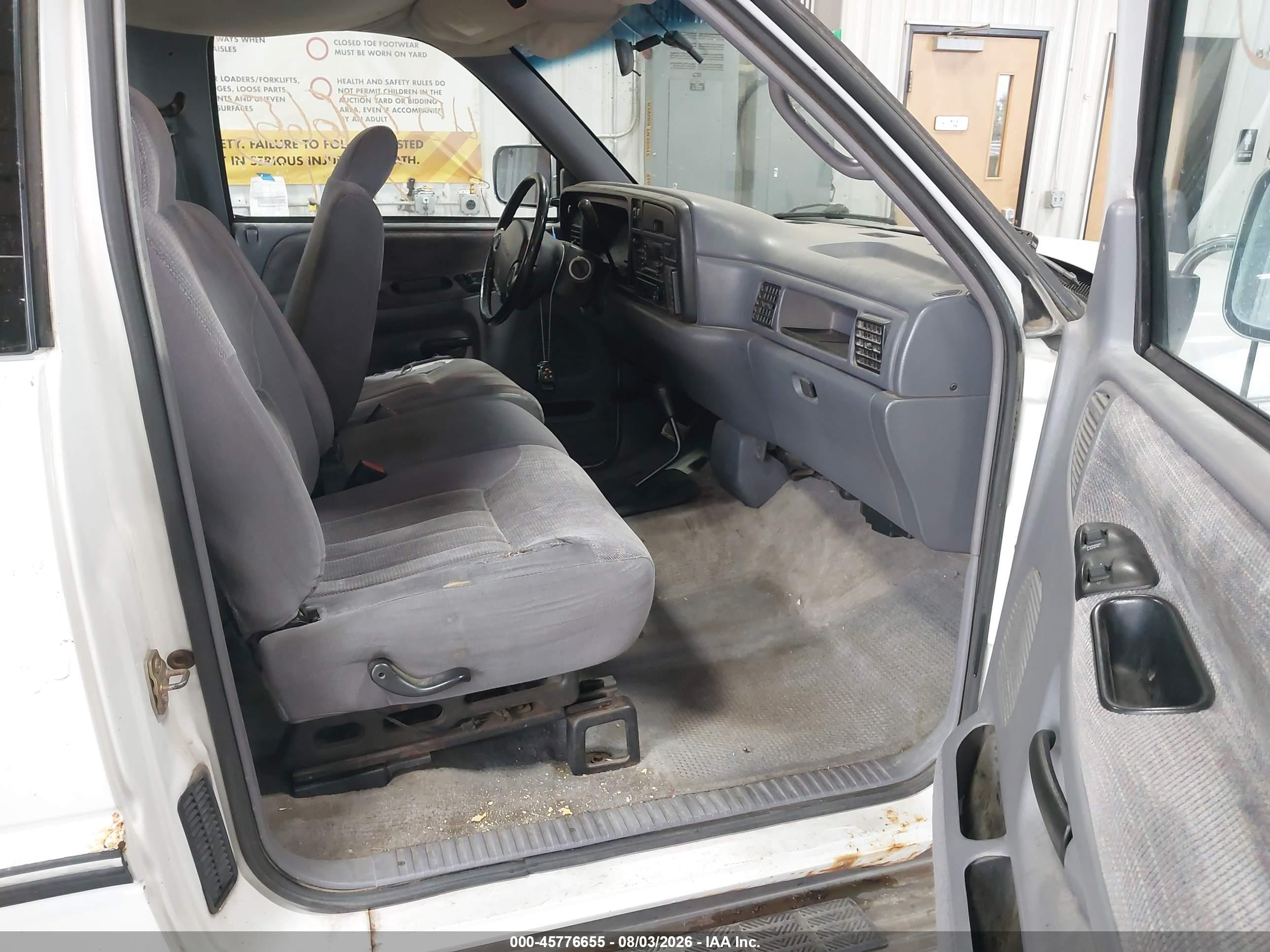 1997 Dodge Ram 1500 St White vin: 1B7HF13Y7VJ619849