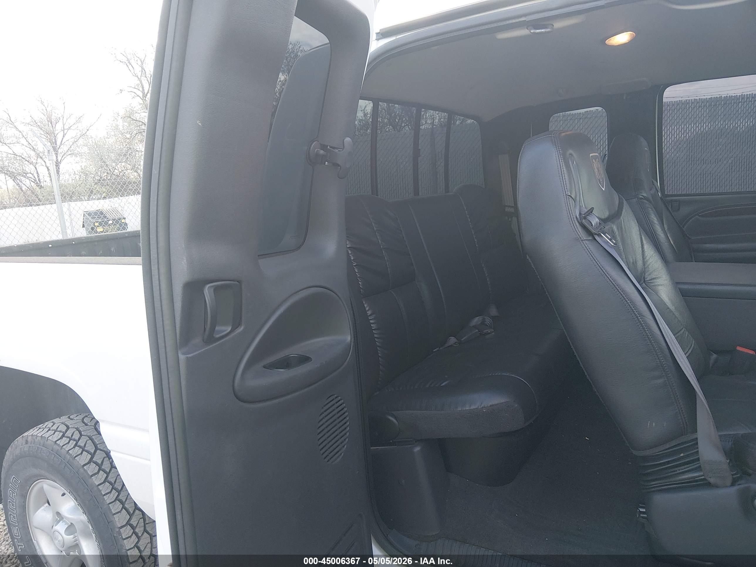 2001 Dodge Ram 1500 St White vin: 1B7HF13Z01J231445