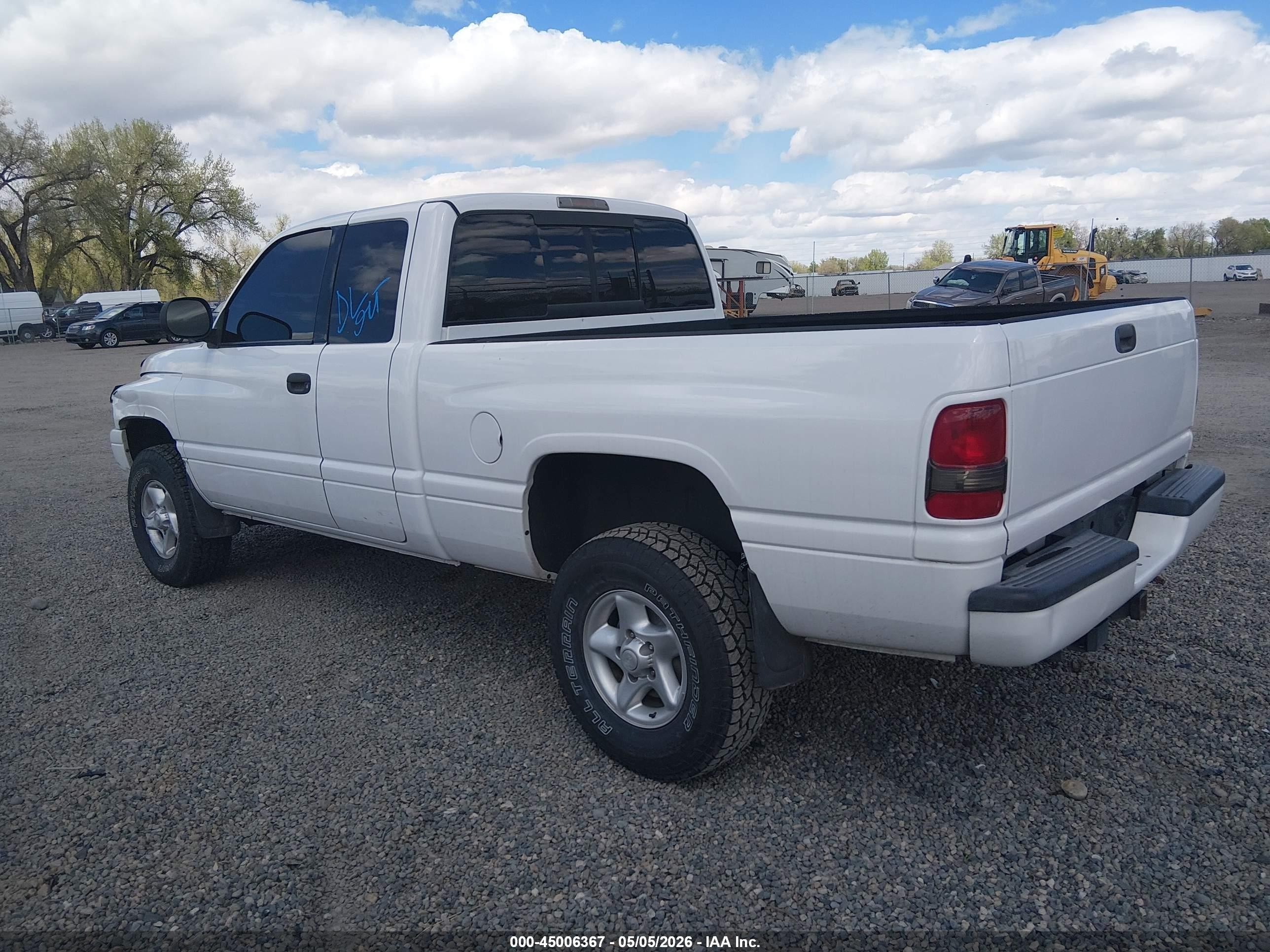 2001 Dodge Ram 1500 St White vin: 1B7HF13Z01J231445