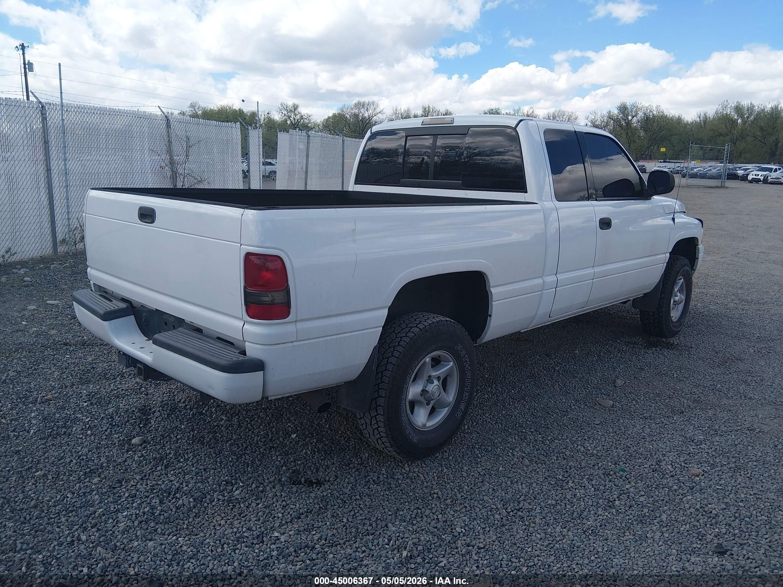 2001 Dodge Ram 1500 St White vin: 1B7HF13Z01J231445