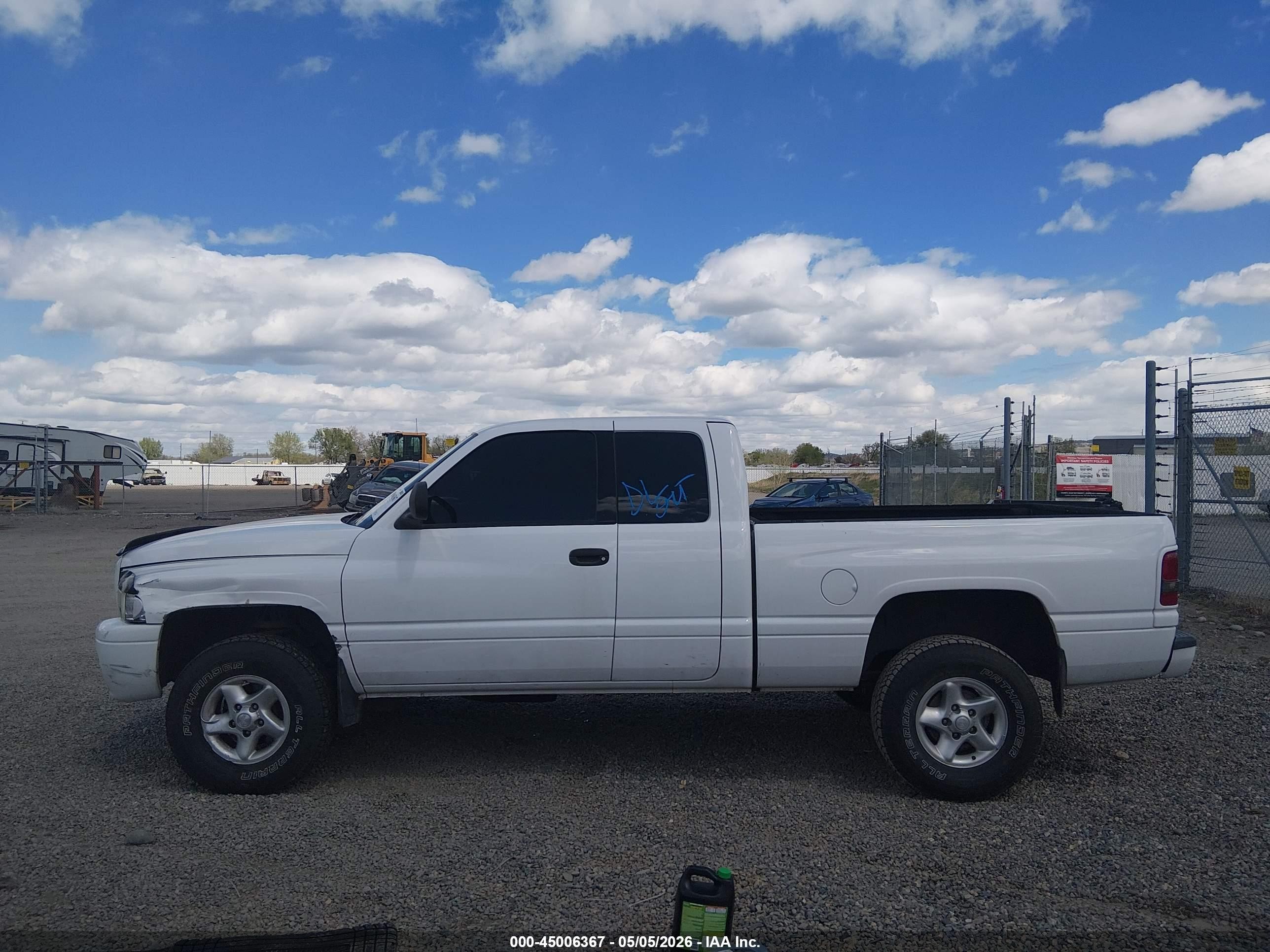2001 Dodge Ram 1500 St White vin: 1B7HF13Z01J231445