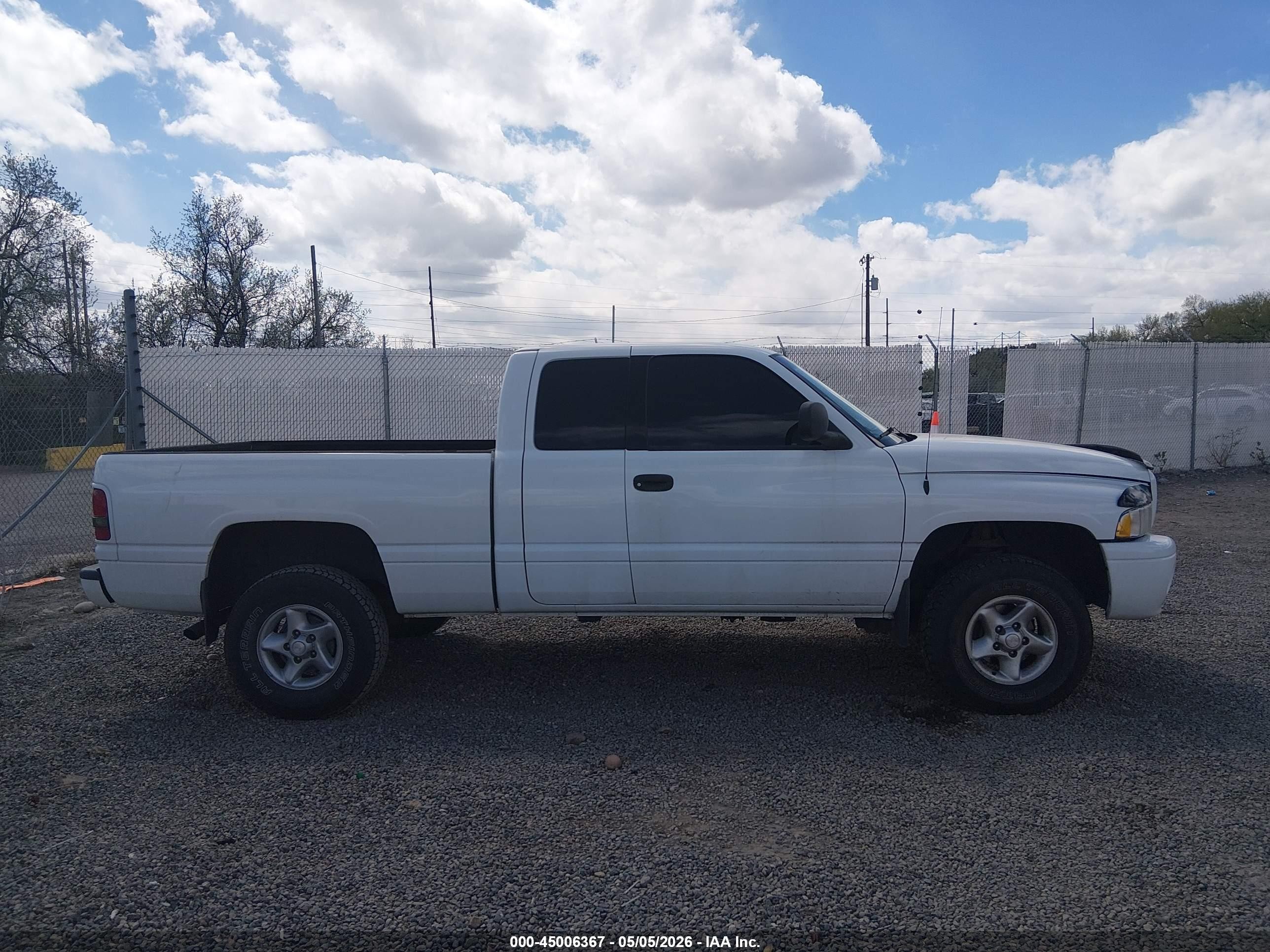 2001 Dodge Ram 1500 St White vin: 1B7HF13Z01J231445