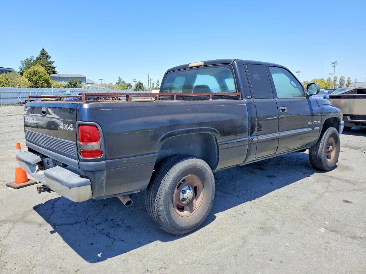 2001 Dodge Ram 1500 Black vin: 1B7HF13Z01J277437