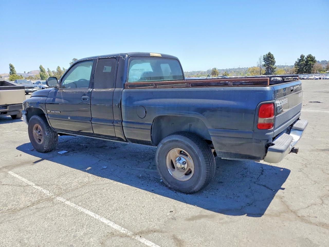 2001 Dodge Ram 1500 Black vin: 1B7HF13Z01J277437