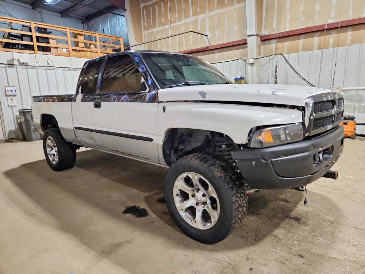 2001 Dodge Ram 1500 White vin: 1B7HF13Z01J280192