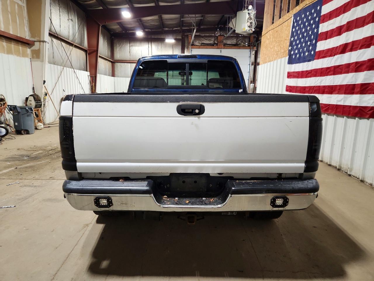 2001 Dodge Ram 1500 White vin: 1B7HF13Z01J280192