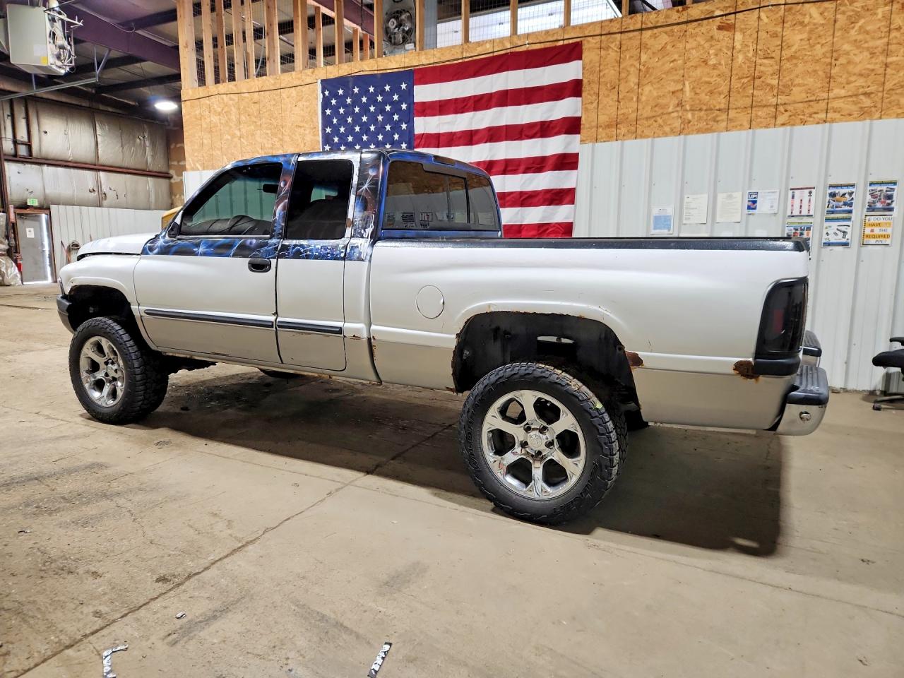 2001 Dodge Ram 1500 White vin: 1B7HF13Z01J280192