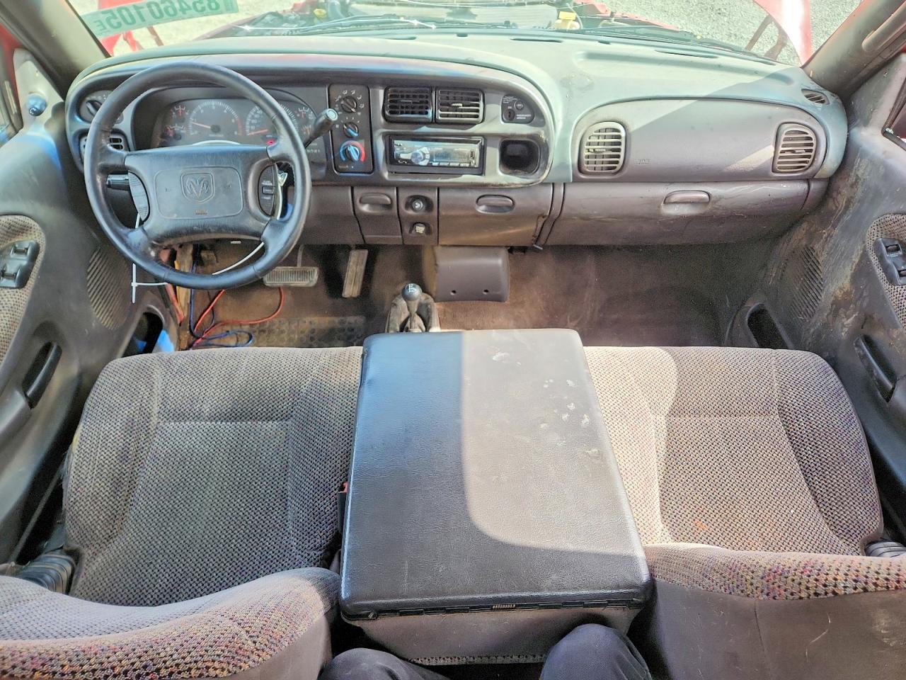 2000 Dodge Ram 1500 Red vin: 1B7HF13Z4YJ110959