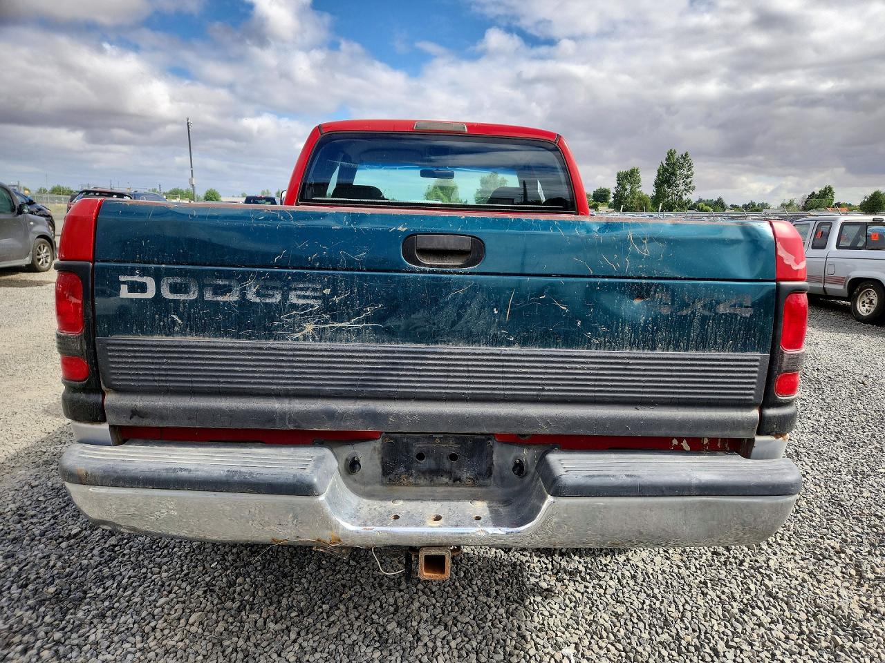 2000 Dodge Ram 1500 Red vin: 1B7HF13Z4YJ110959