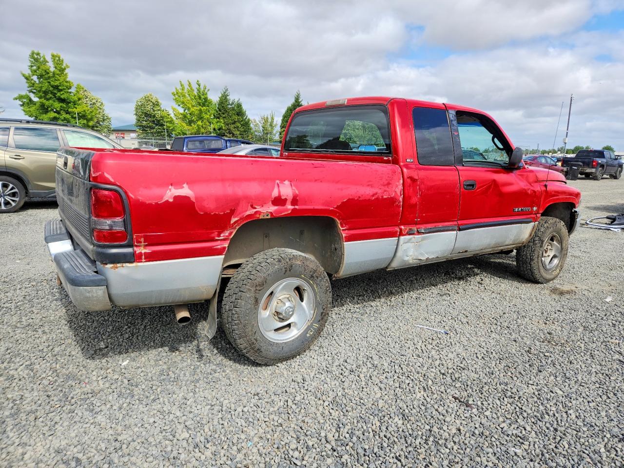 2000 Dodge Ram 1500 Red vin: 1B7HF13Z4YJ110959