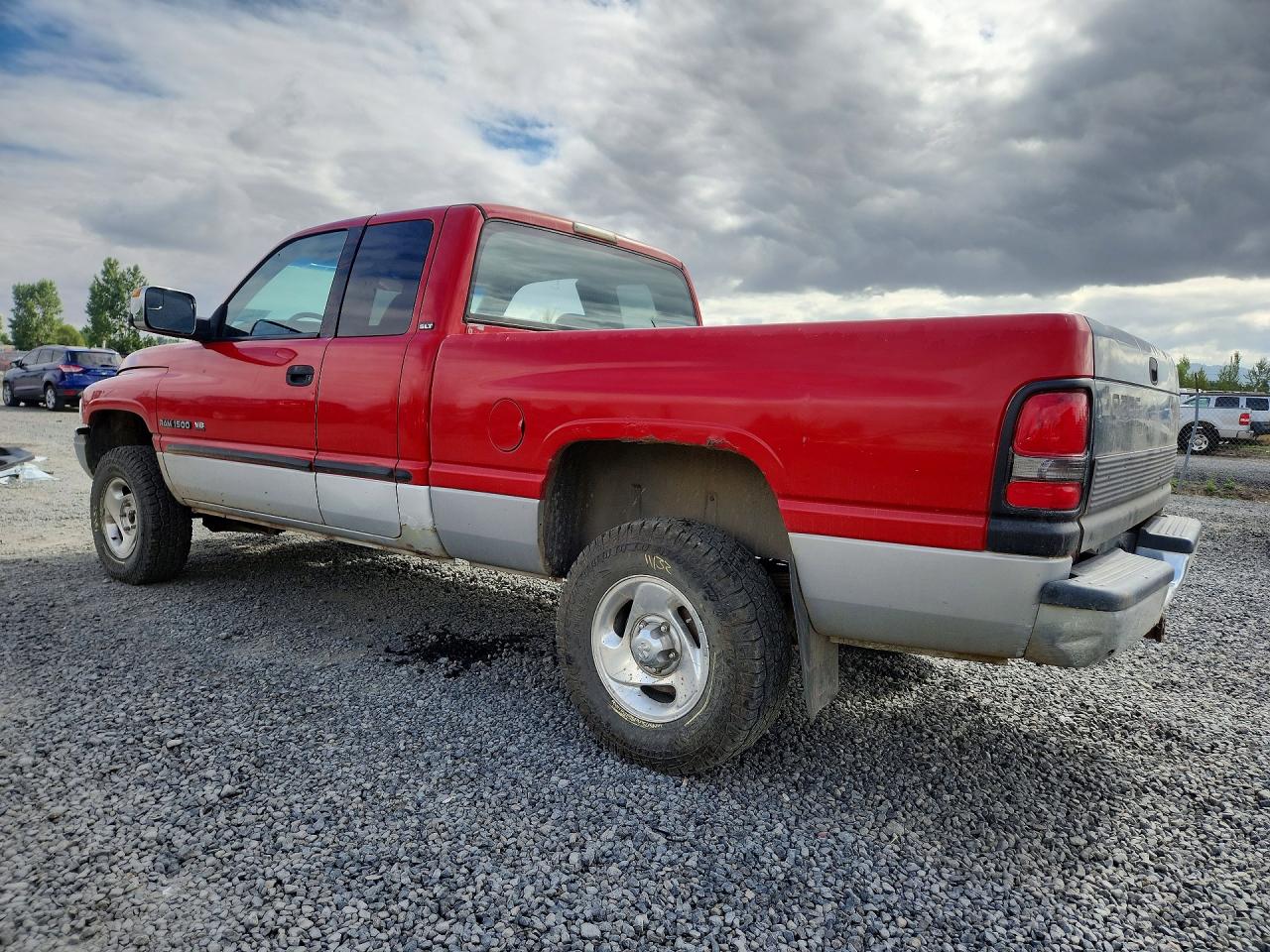 2000 Dodge Ram 1500 Red vin: 1B7HF13Z4YJ110959