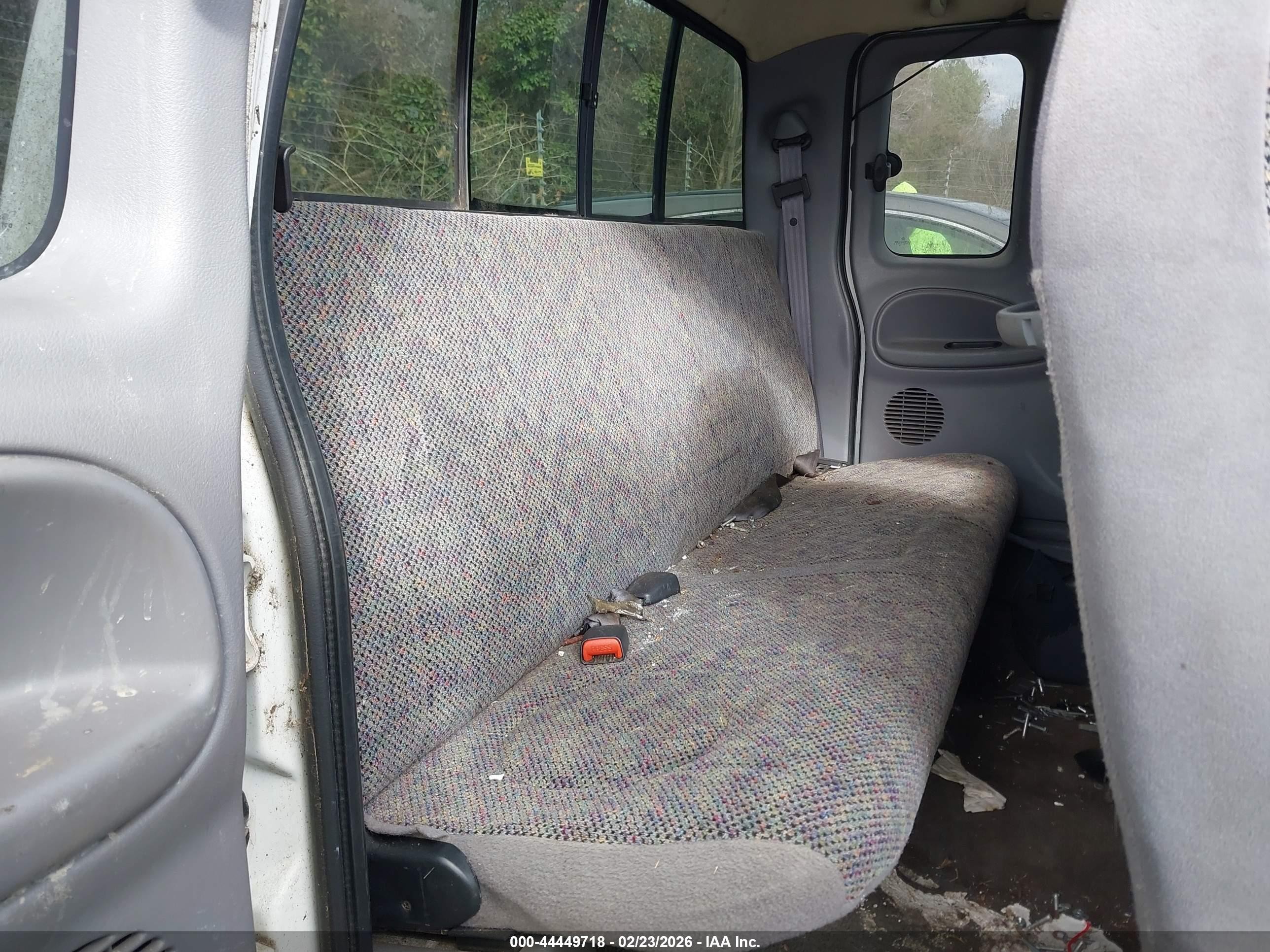 1999 Dodge Ram 1500 St White vin: 1B7HF13Z5XJ559386