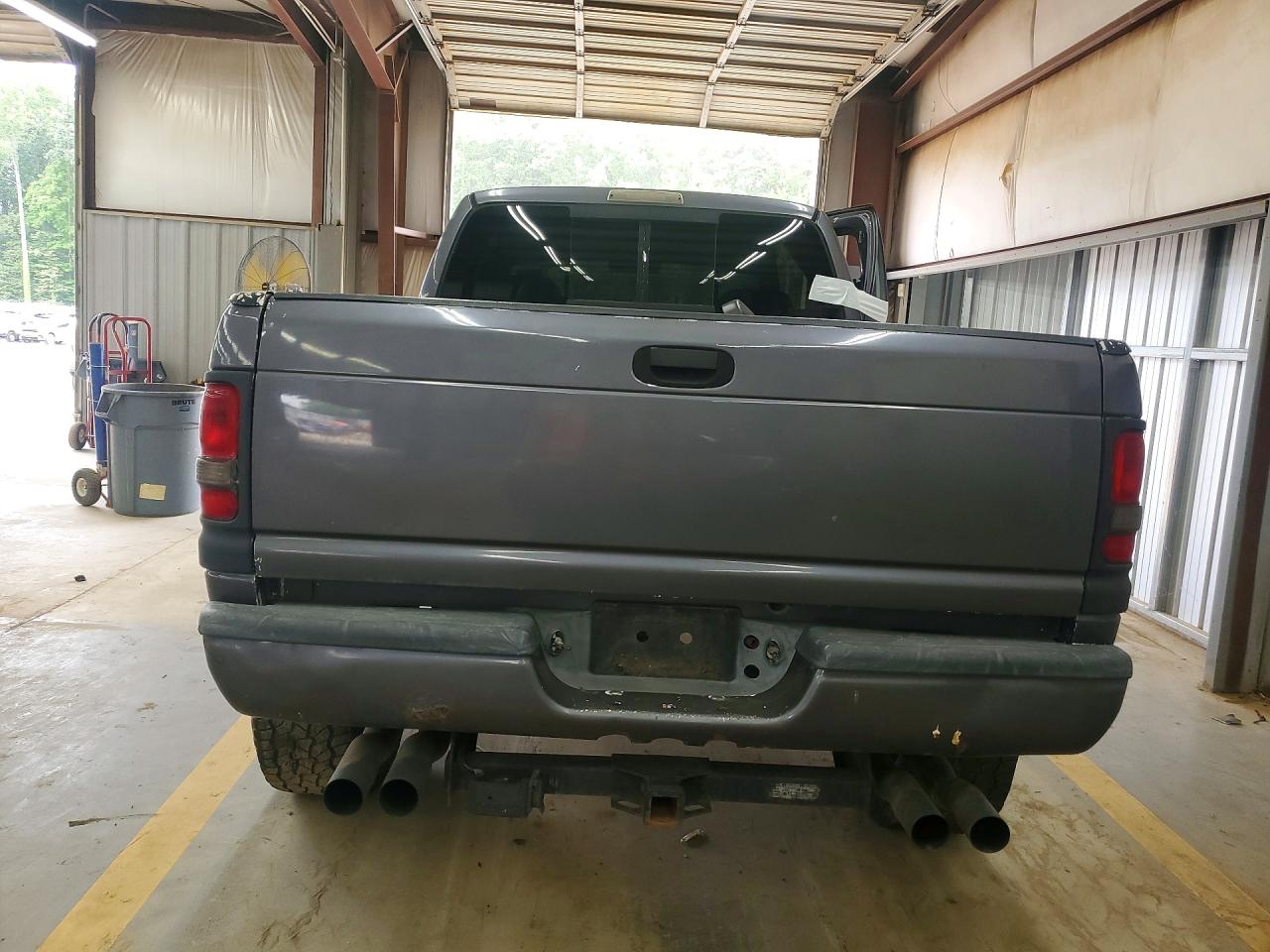 1999 Dodge Ram 1500 Gray vin: 1B7HF13Z6XJ621636
