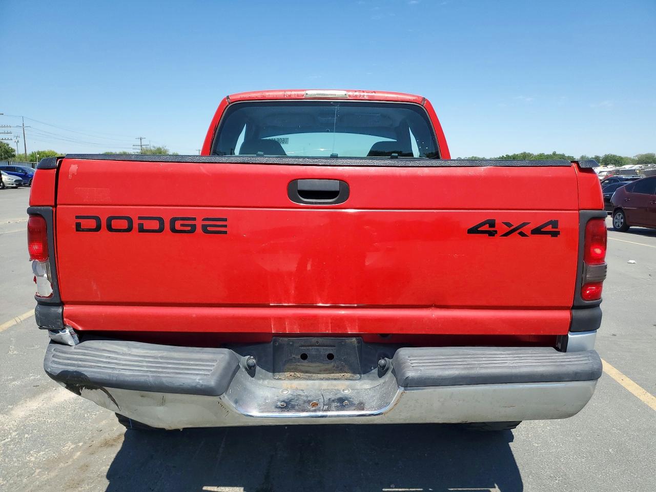 2001 Dodge Ram 1500 Red vin: 1B7HF13Z71J580893