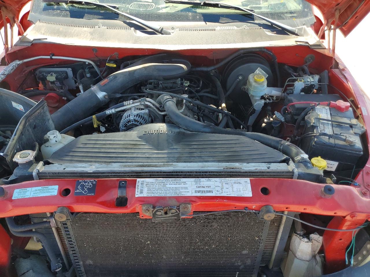 2001 Dodge Ram 1500 Red vin: 1B7HF13Z71J580893