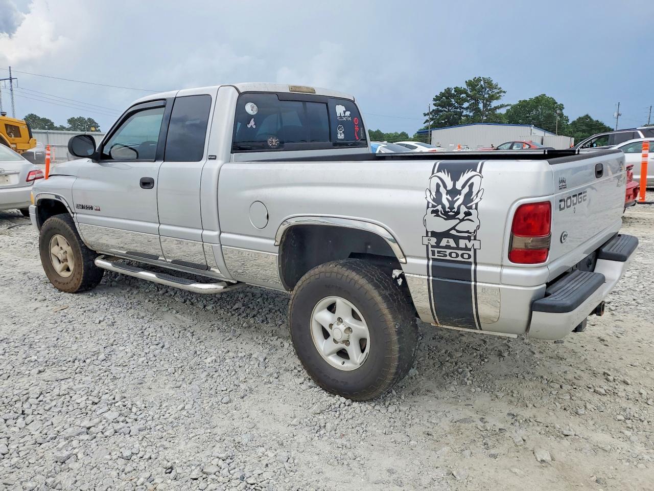 2001 Dodge Ram 1500 Silver vin: 1B7HF13Z81J524848