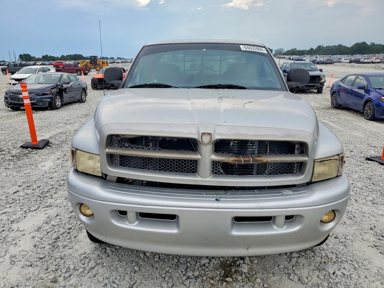2001 Dodge Ram 1500 Silver vin: 1B7HF13Z81J524848
