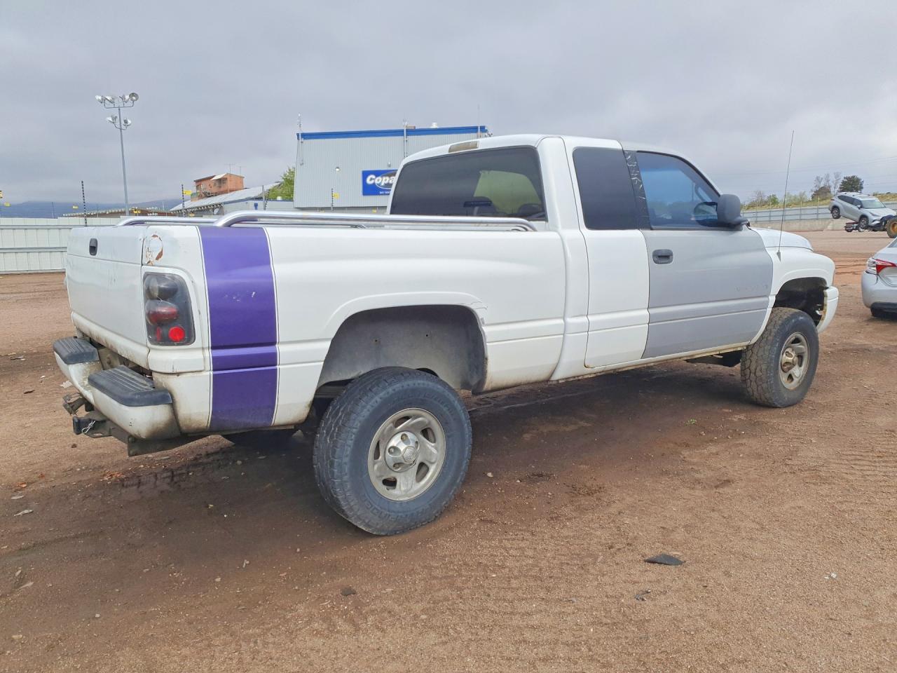 2000 Dodge Ram 1500 Белый vin: 1B7HF13Z9YJ158781