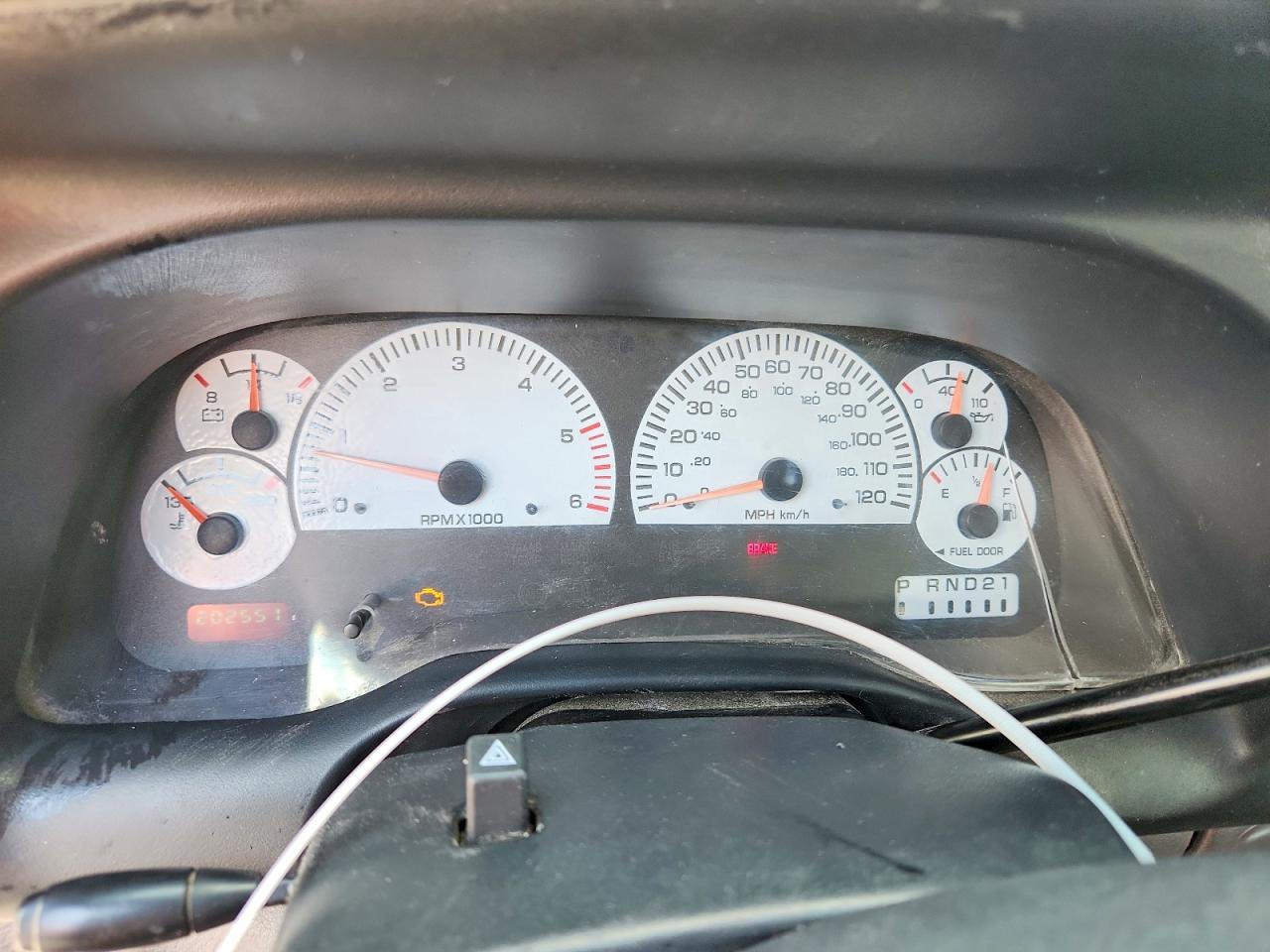2000 Dodge Ram 1500 White vin: 1B7HF13Z9YJ190341