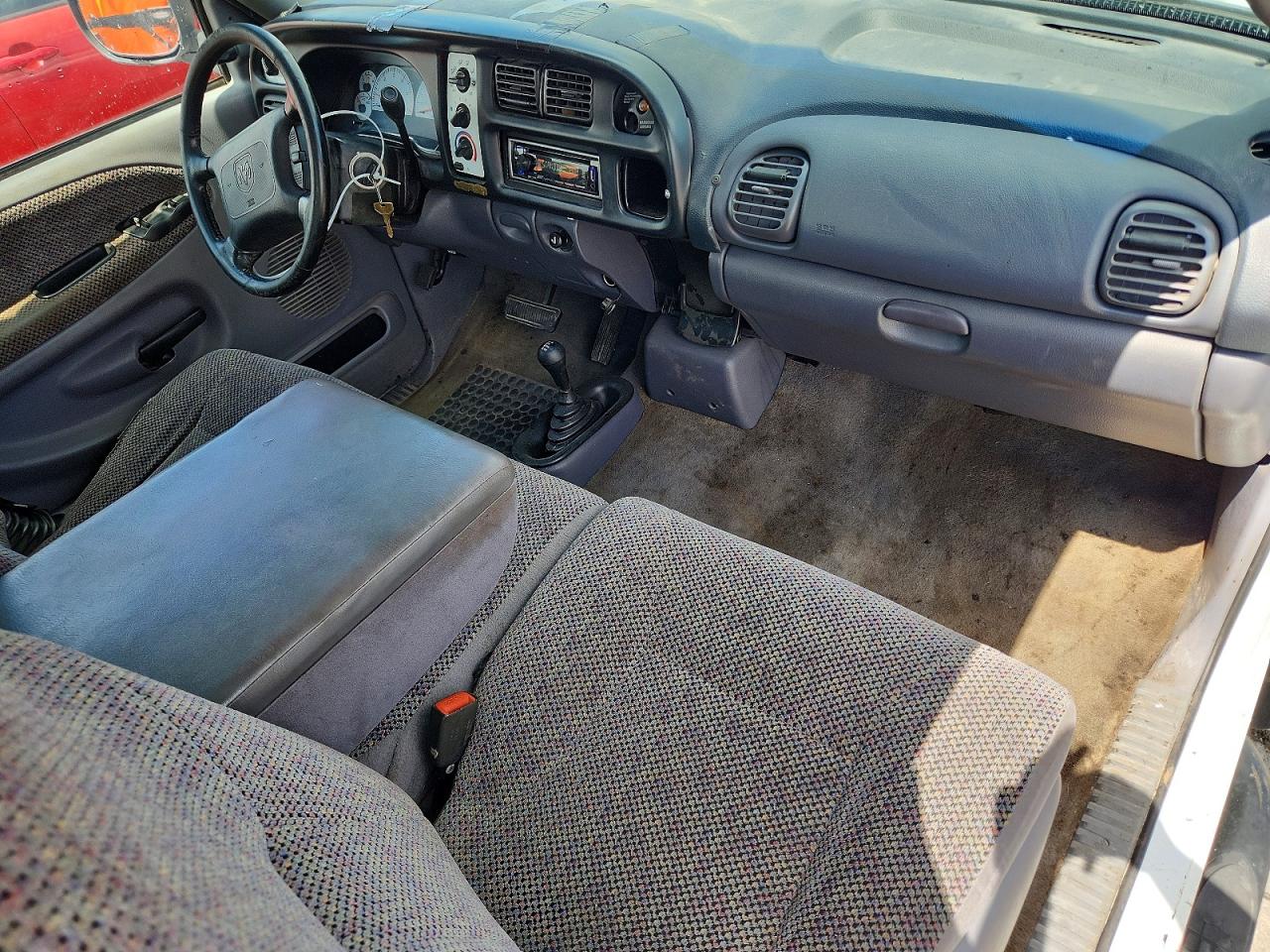 2000 Dodge Ram 1500 White vin: 1B7HF13Z9YJ190341