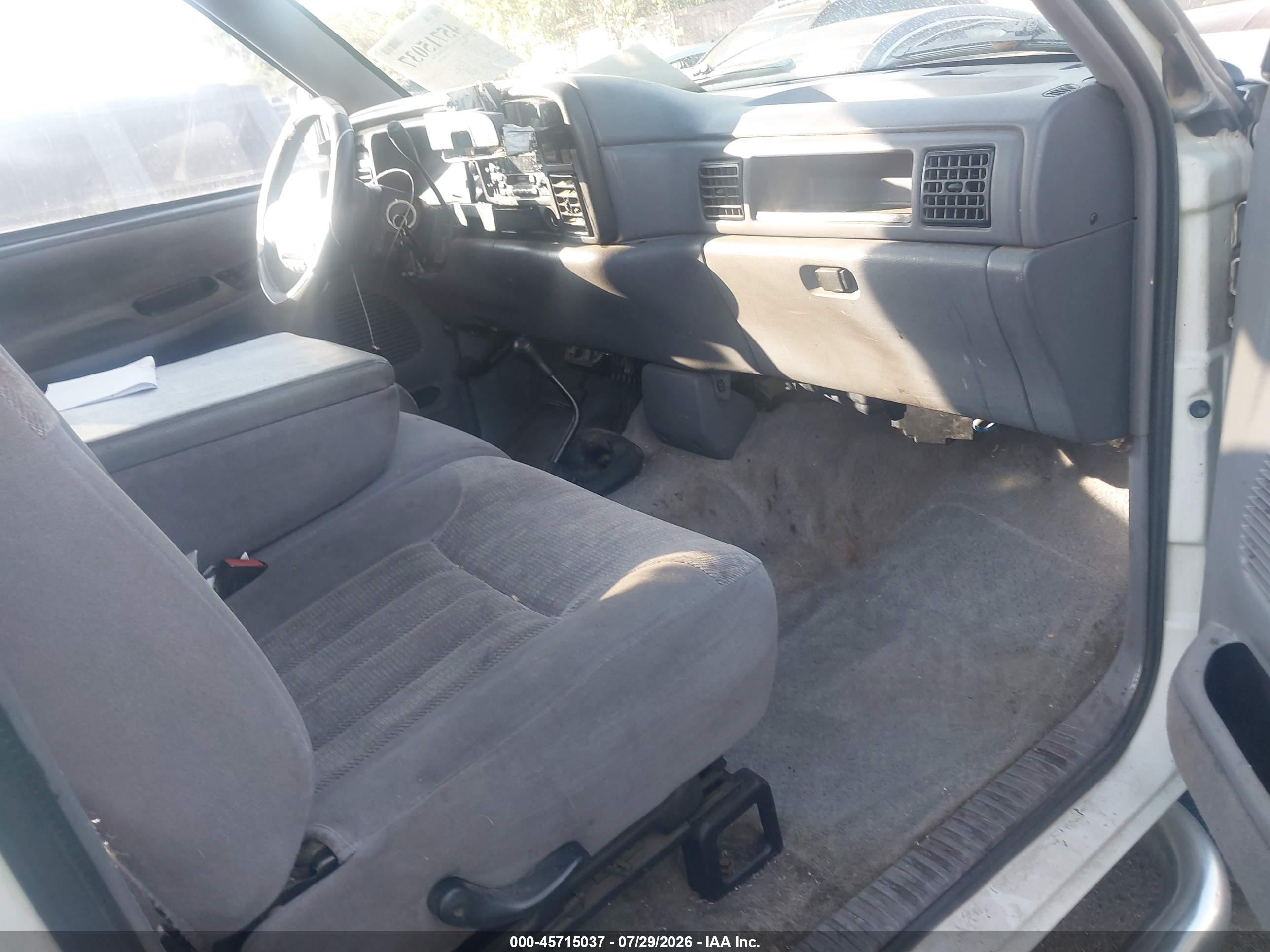 1997 Dodge Ram 1500 St White vin: 1B7HF13ZXVJ618140