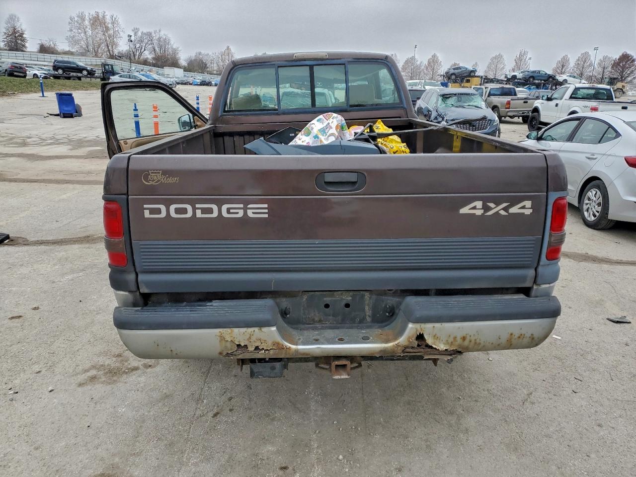 1997 Dodge Ram 1500 Brown vin: 1B7HF16Y3VJ548824