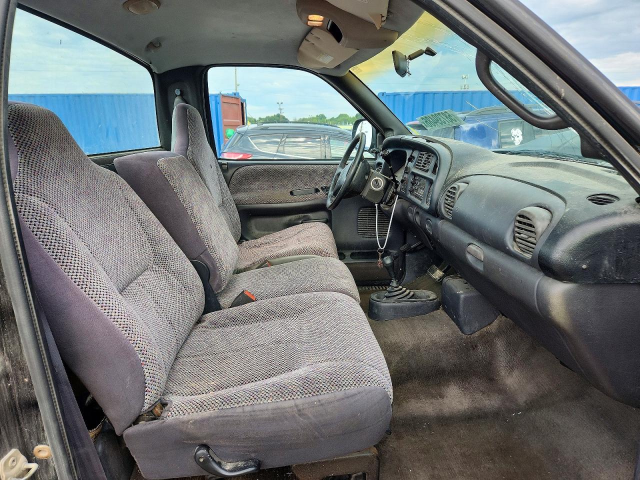 1998 Dodge Ram 1500 Black vin: 1B7HF16Y3WS599395
