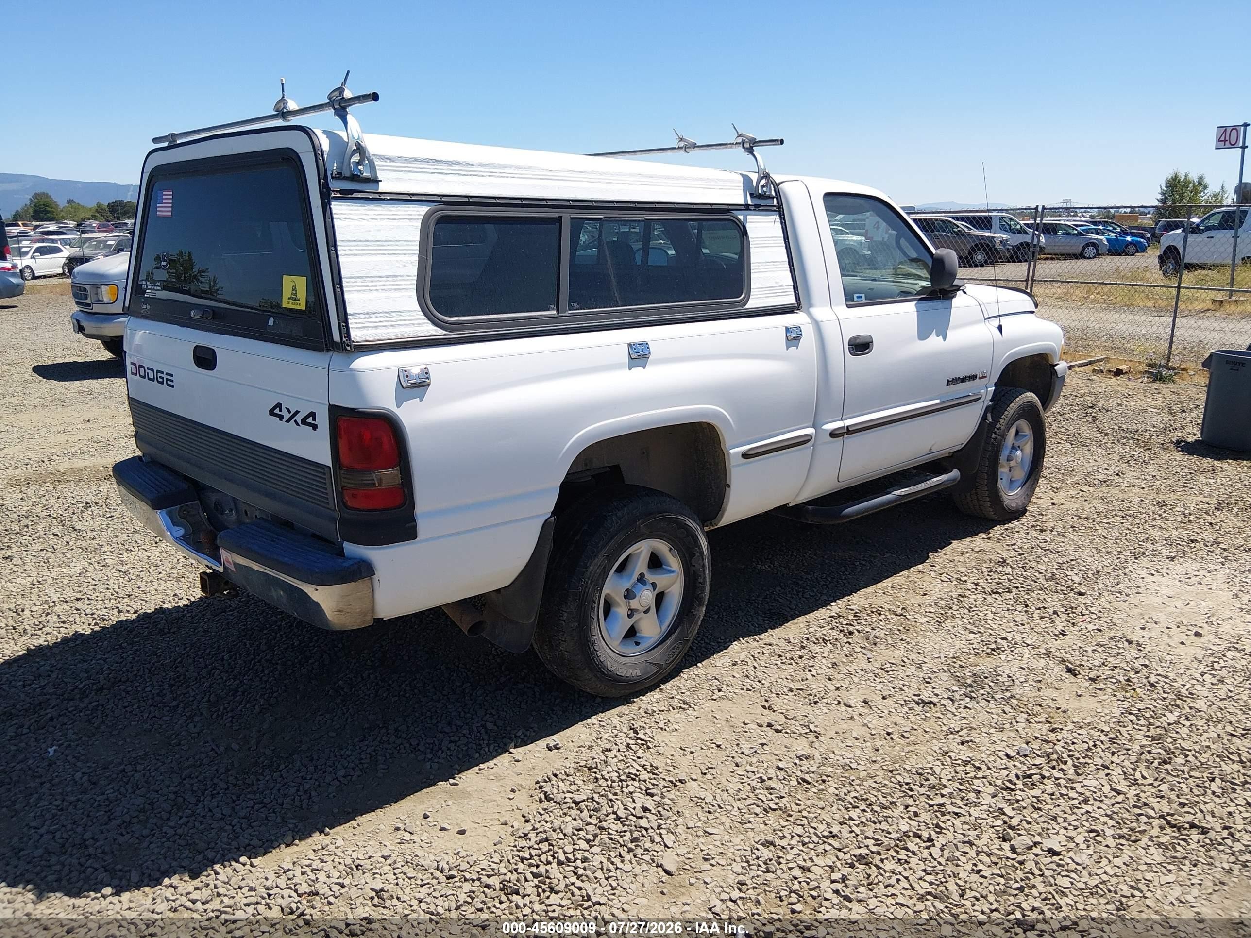 1999 Dodge Ram 1500 St White vin: 1B7HF16Y3XS262744