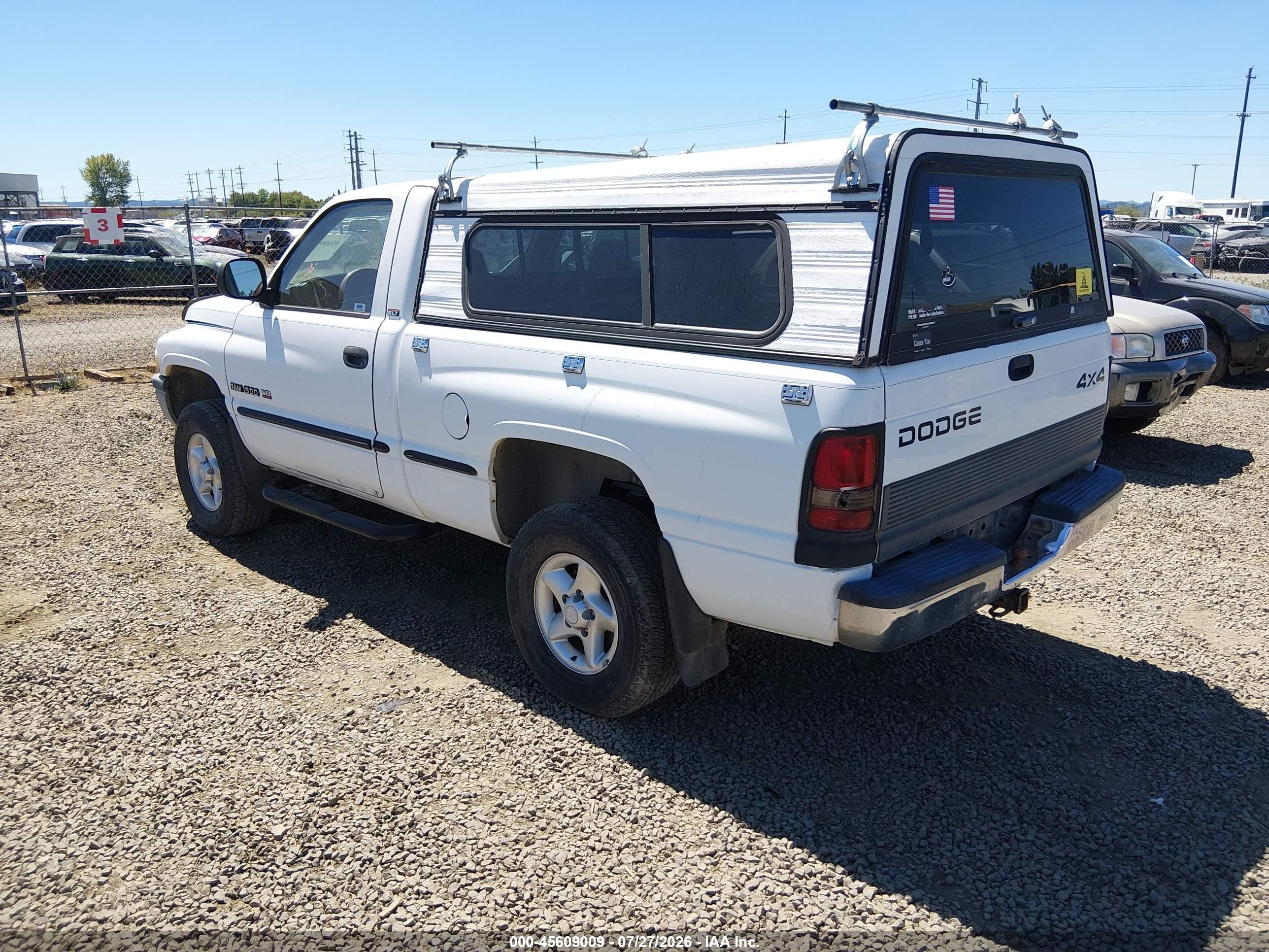 1999 Dodge Ram 1500 St White vin: 1B7HF16Y3XS262744