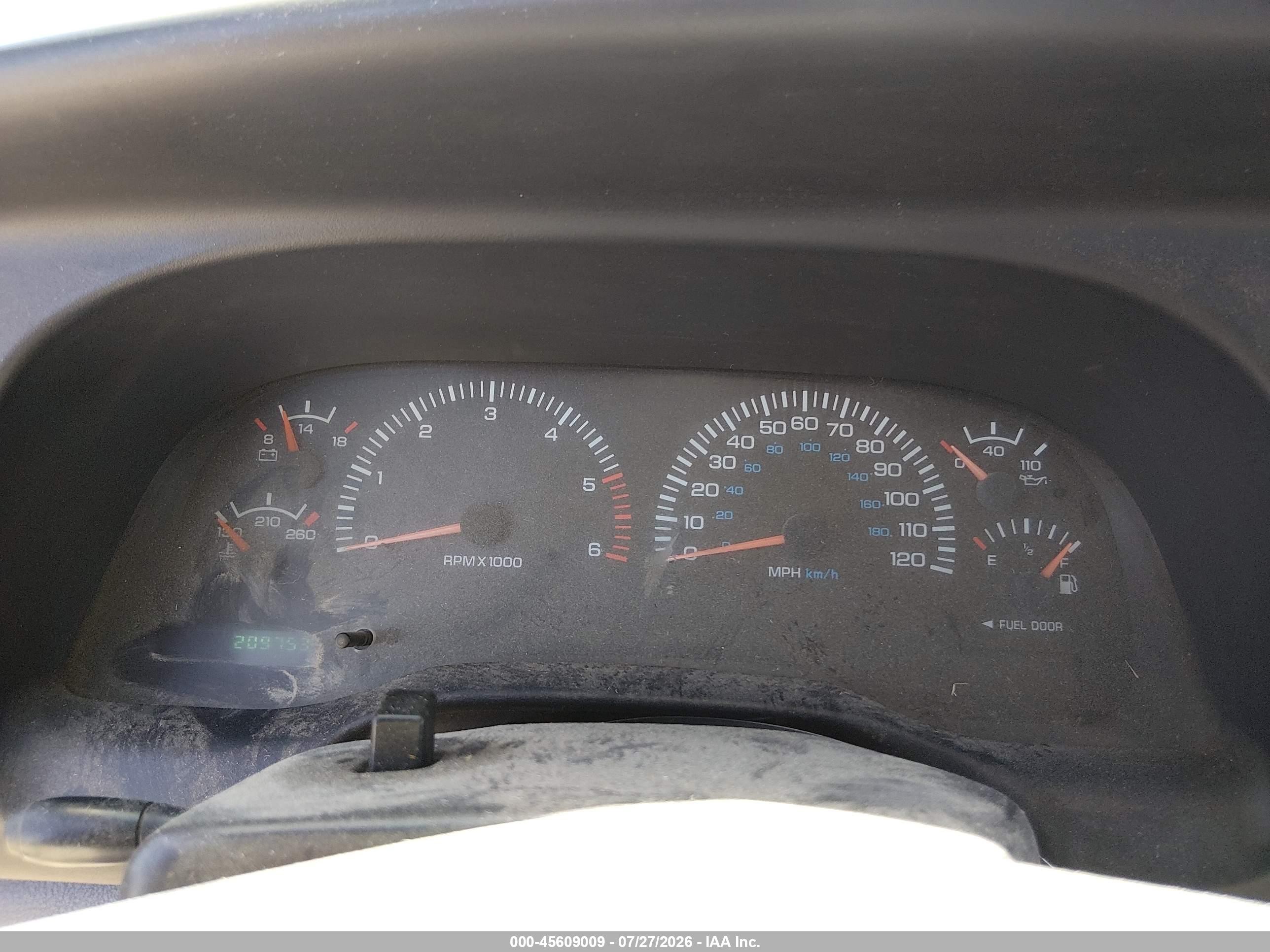 1999 Dodge Ram 1500 St White vin: 1B7HF16Y3XS262744