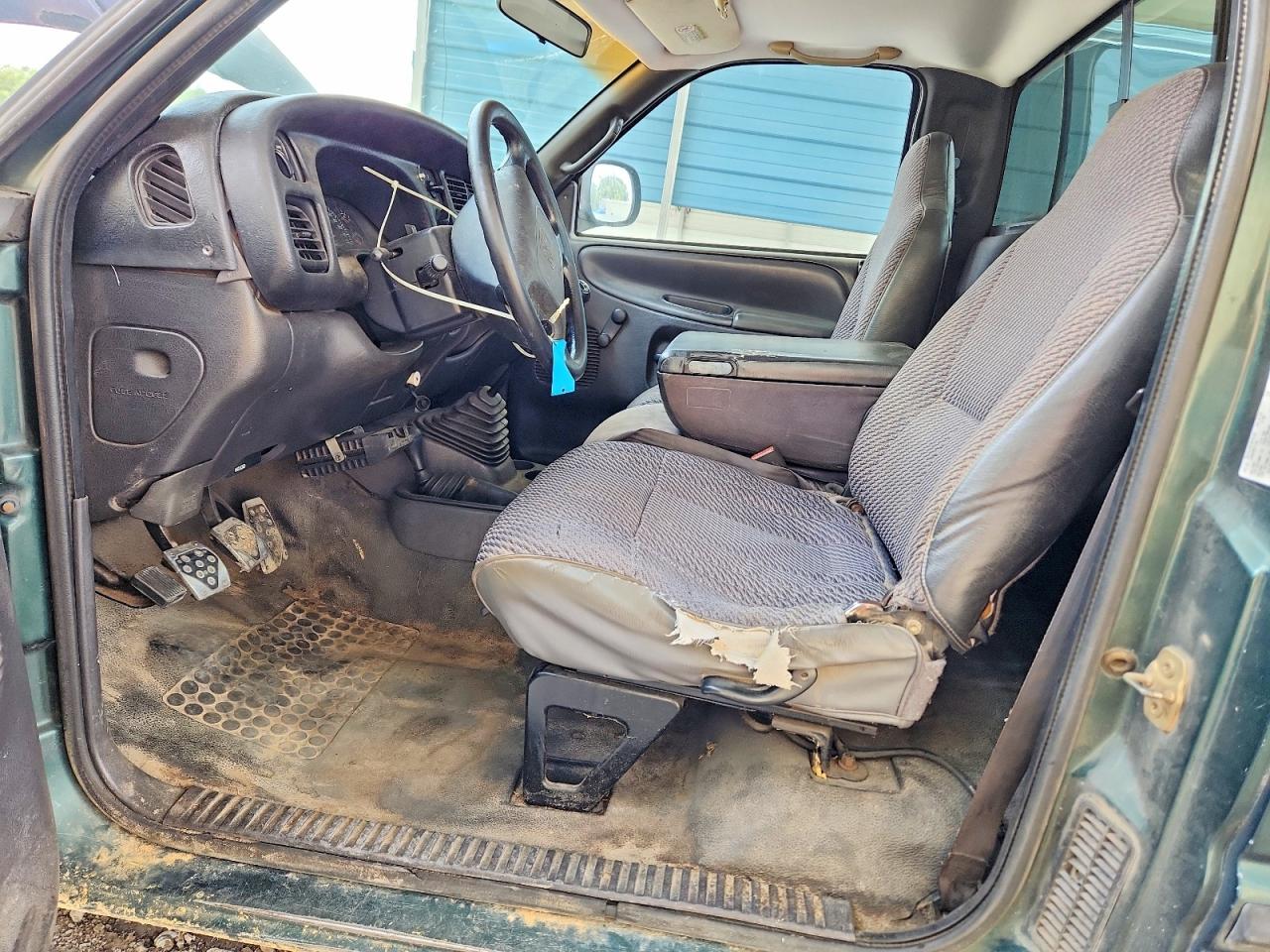 1999 Dodge Ram 1500 Green vin: 1B7HF16Y3XS272867