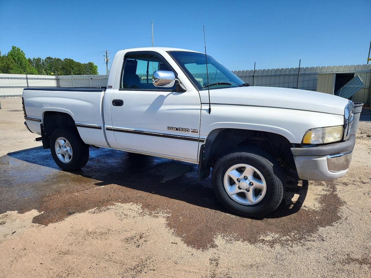 1997 Dodge Ram 1500 Белый vin: 1B7HF16Y6VS207461