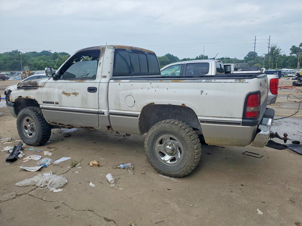 1995 Dodge Ram 1500 White vin: 1B7HF16Y7SS125878