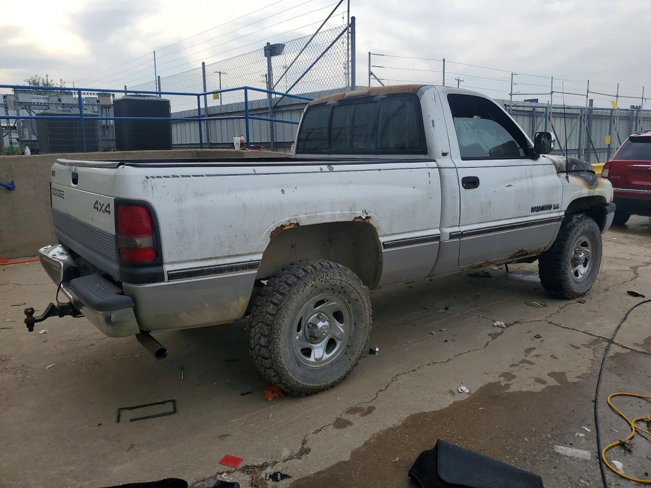 1995 Dodge Ram 1500 White vin: 1B7HF16Y7SS125878