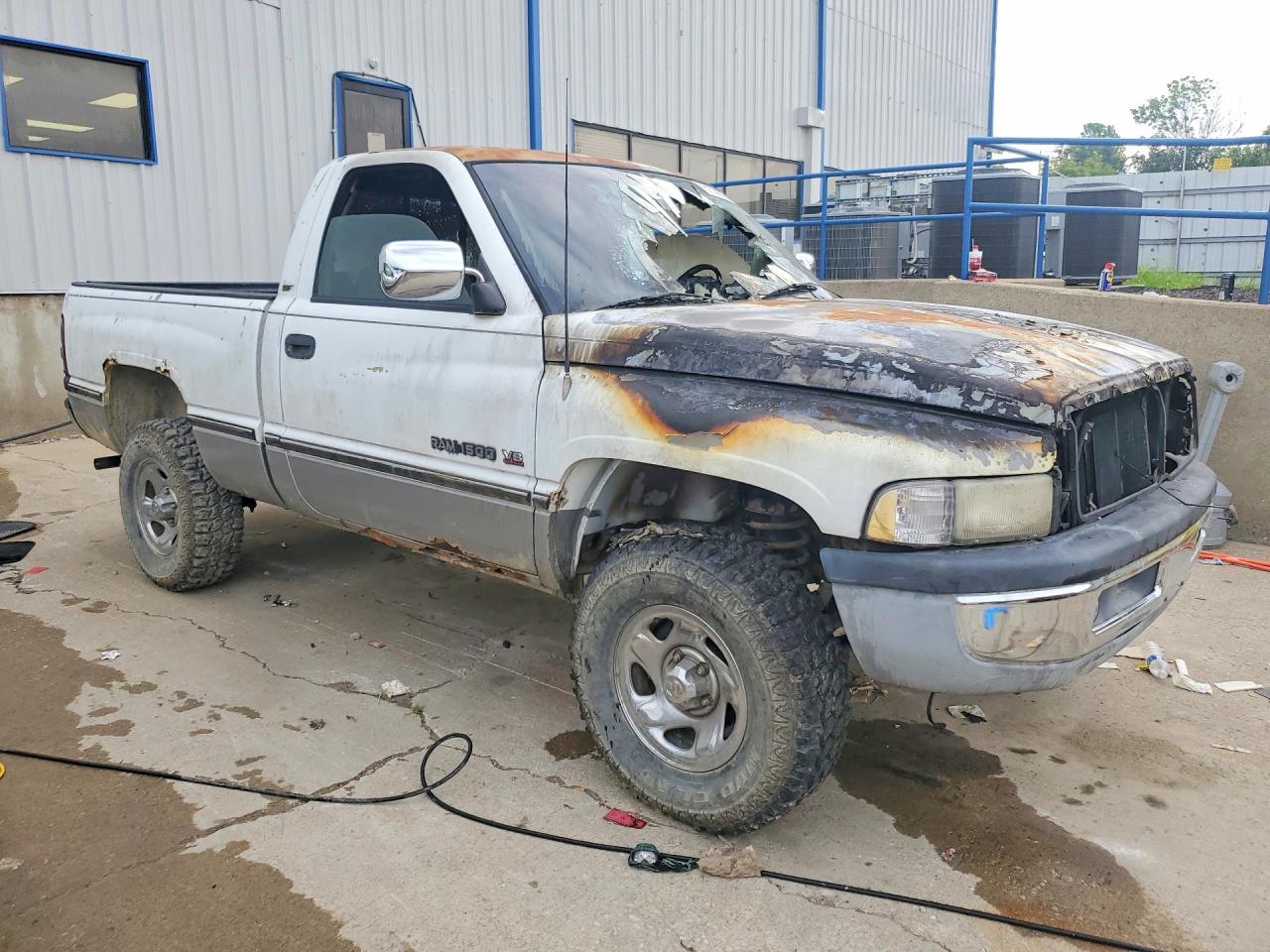 1995 Dodge Ram 1500 White vin: 1B7HF16Y7SS125878